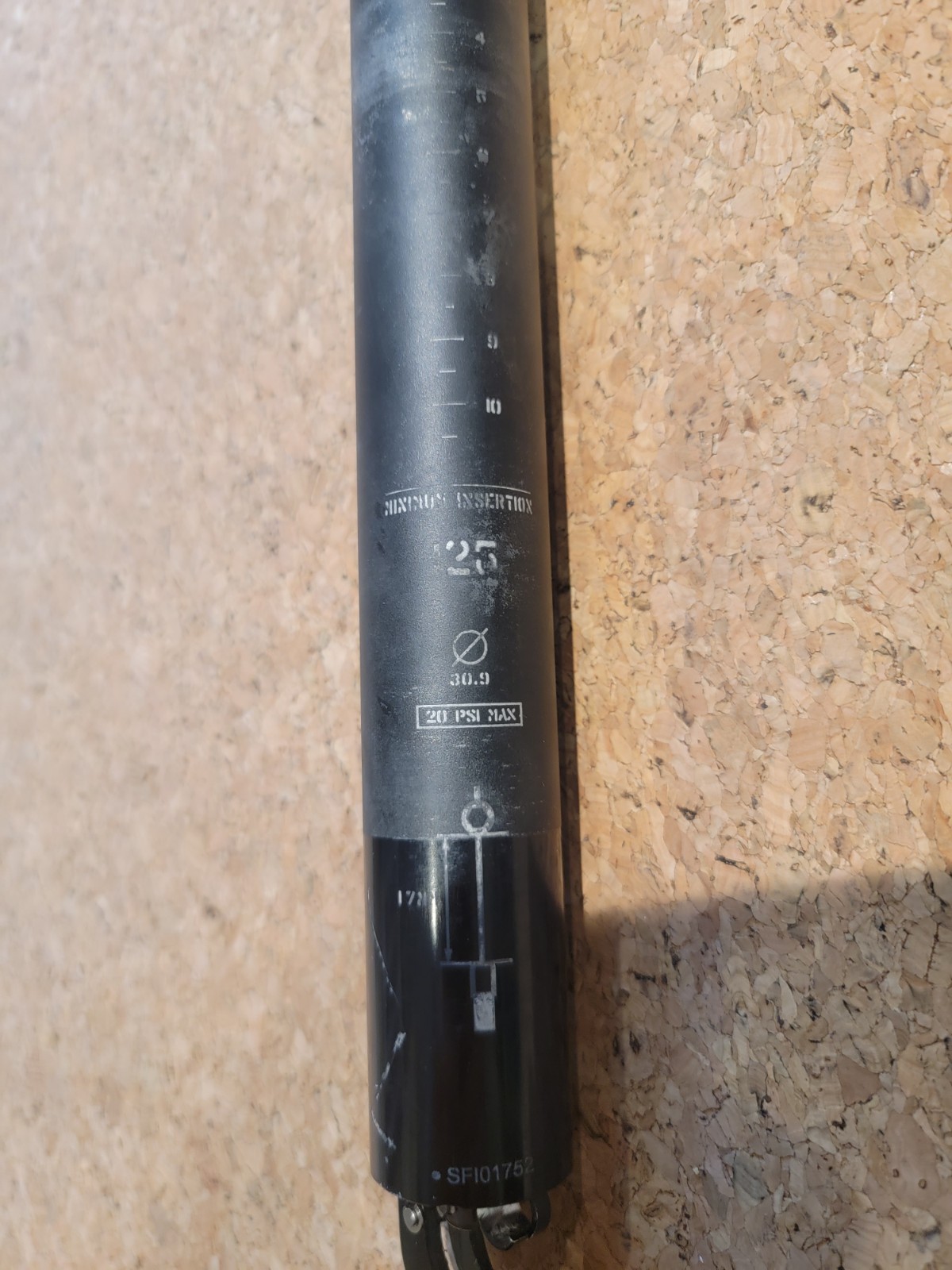 Specialized Command Post IRCC Dropper Seatpost 30.9 x 125mm