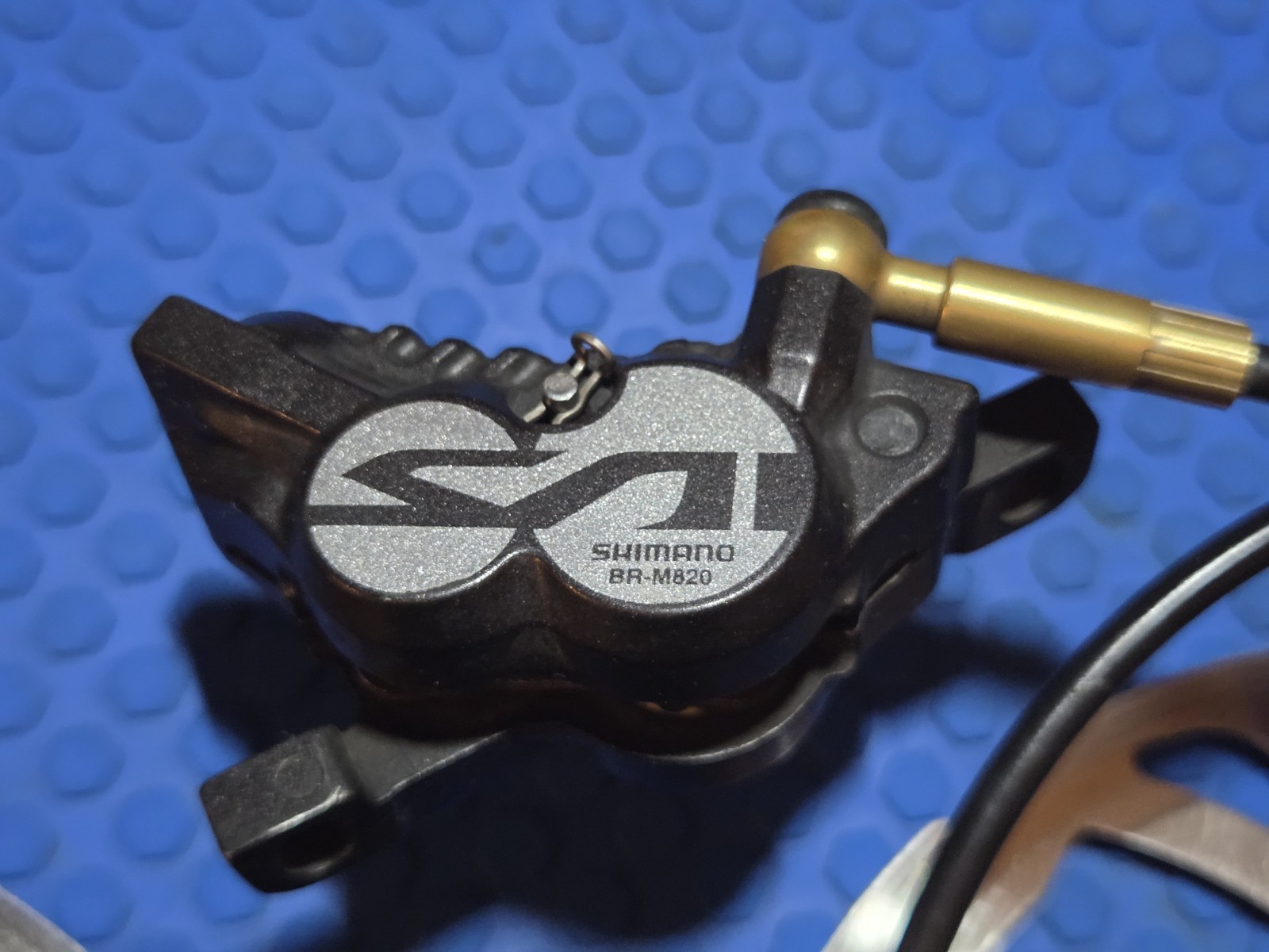 Shimano Saint M820 4-piston Brakeset + Rotors