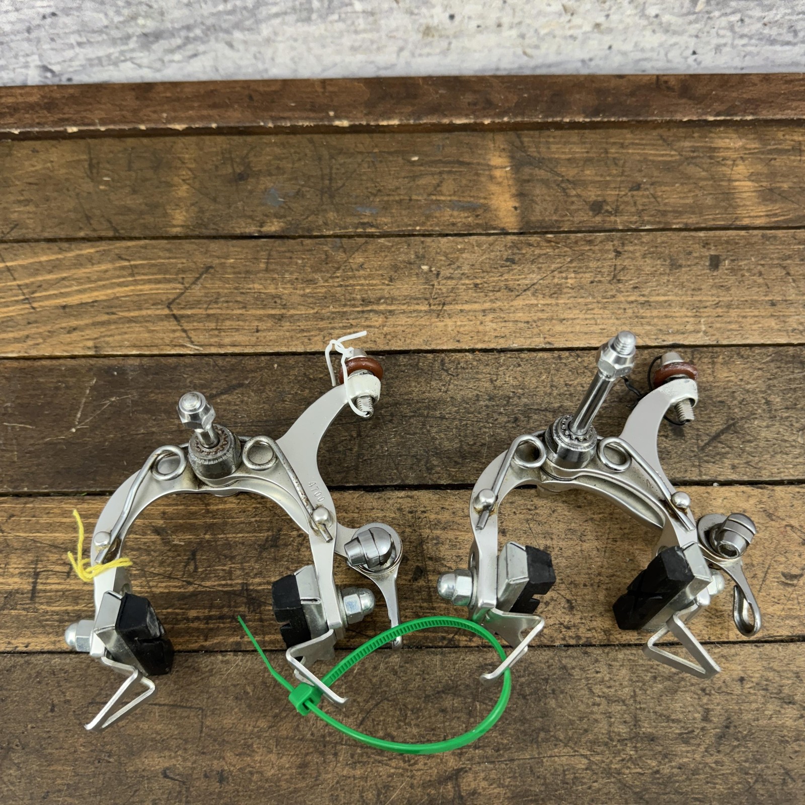 Vintage Suntour Superbe Caliper Brakes Set Silver Nut Road Bike Side Pull Japan