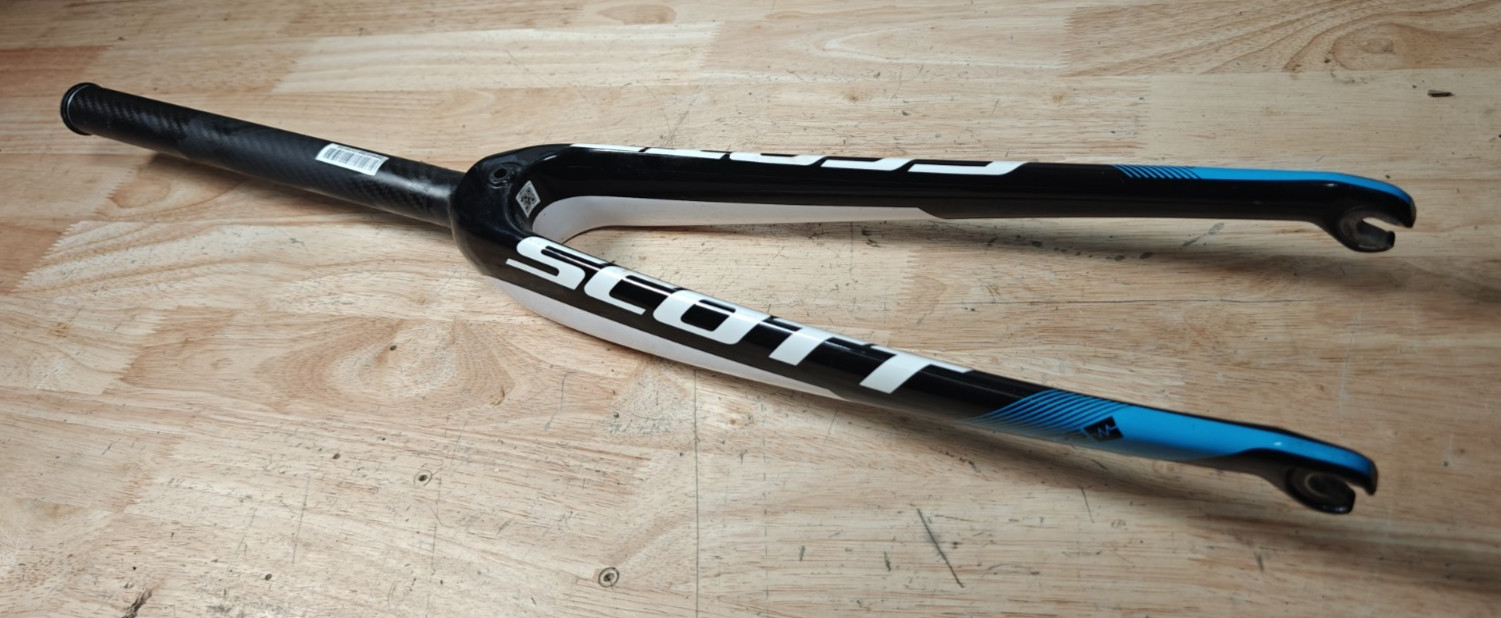 Scott Solace SCS Carbon 700c Road Bike Fork, integrated headset, 285mm