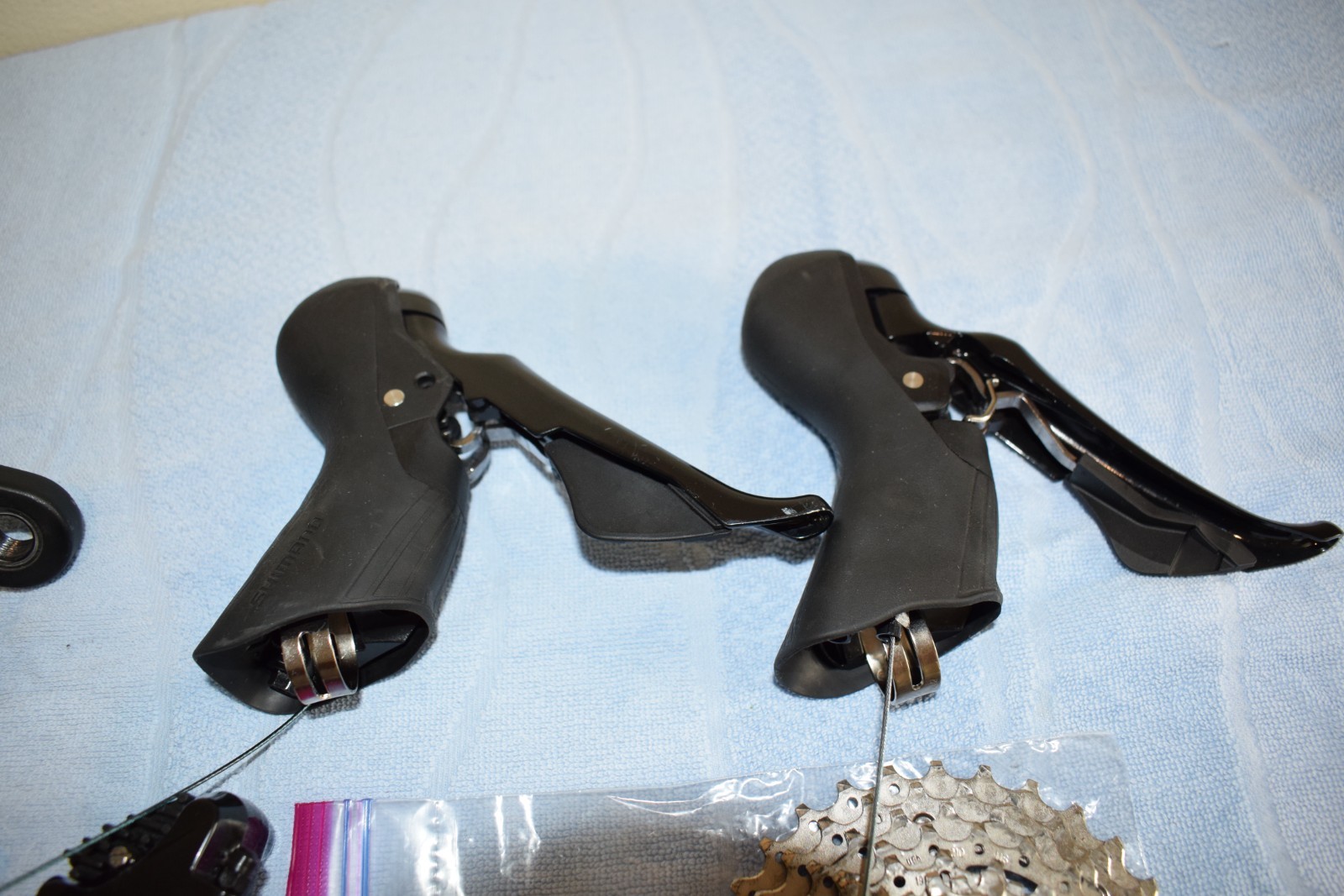 NICE! Shimano 105 R7100 11-Speed Mechanical Disc Brake Groupset (72.5 Cranks)