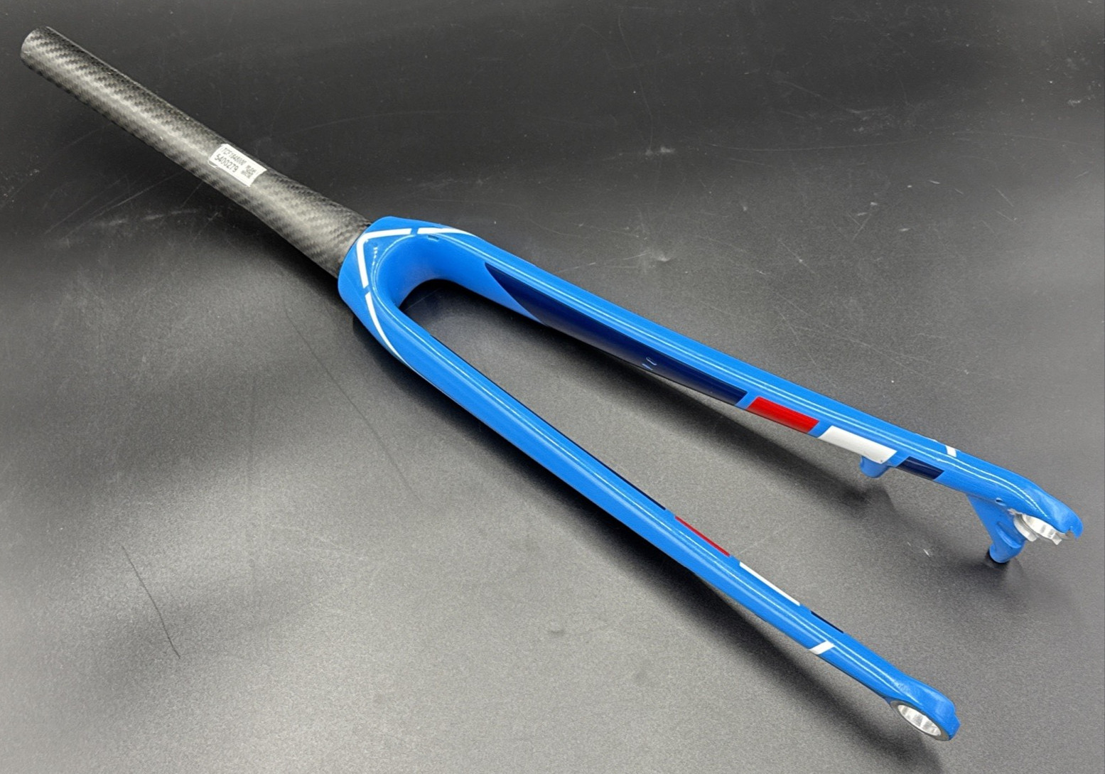 TREK Bontrager DOMANE Carbon Disc Fork Blue 48mm Rake Tapered 262mm Steerer