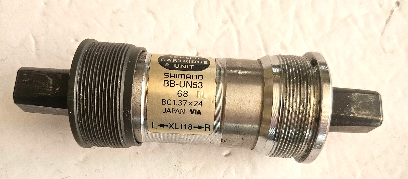 SHIMANO Square Taper Bottom Bracket, BB53, 118mm–Triple, English Threads, Mint