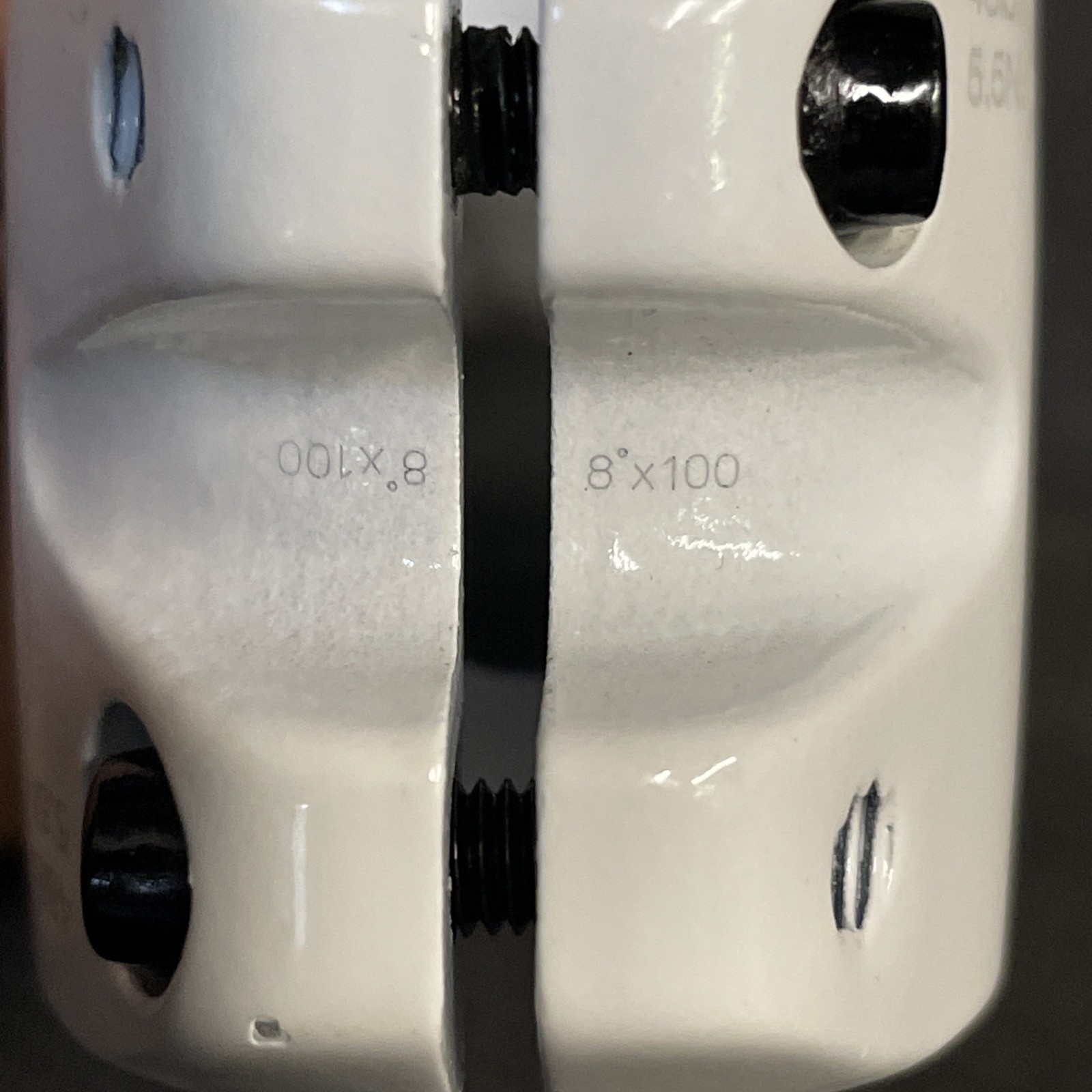 GIANT CONNECT 1 1/8″ 100MM LONG +/-8 DEGREE THREADLESS STEM WHITE 31.8MM