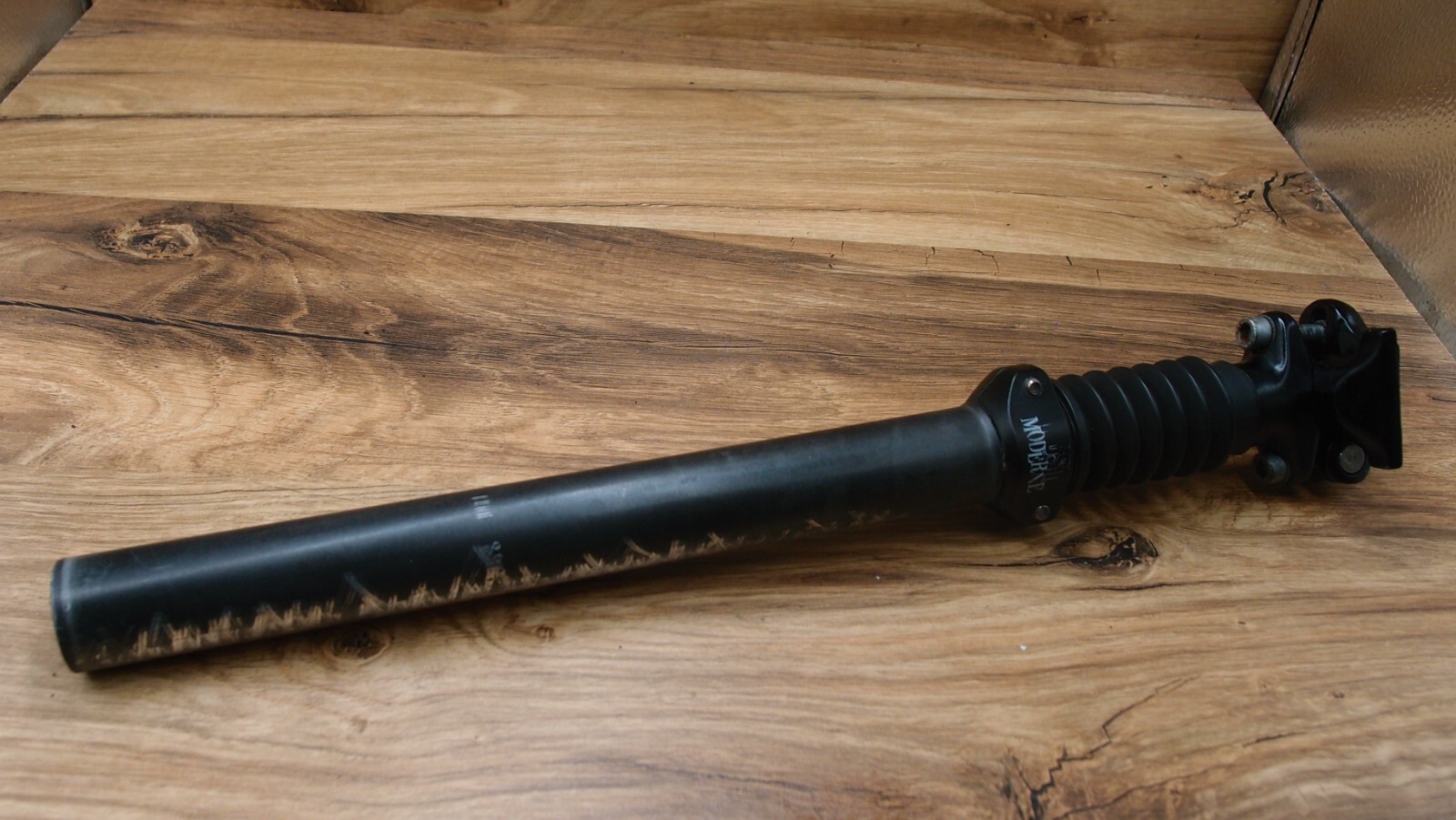 1990’s MTB suspension seatpost Post Moderne 27.2 mm