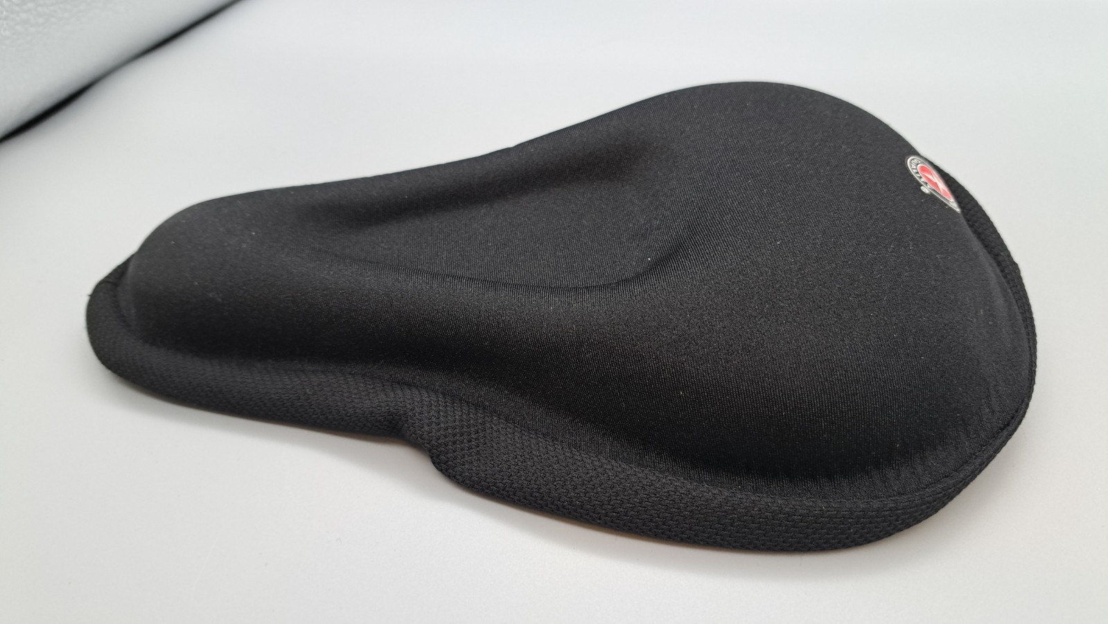 Schwinn Quality 2010 Black Gel Bike Seat Cover pre-owned Pacific Cycle