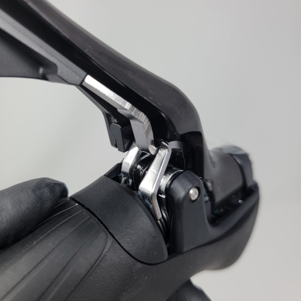 NEW Shimano 105 ST-R7000-R Right/Rear Rim Brake Shifter