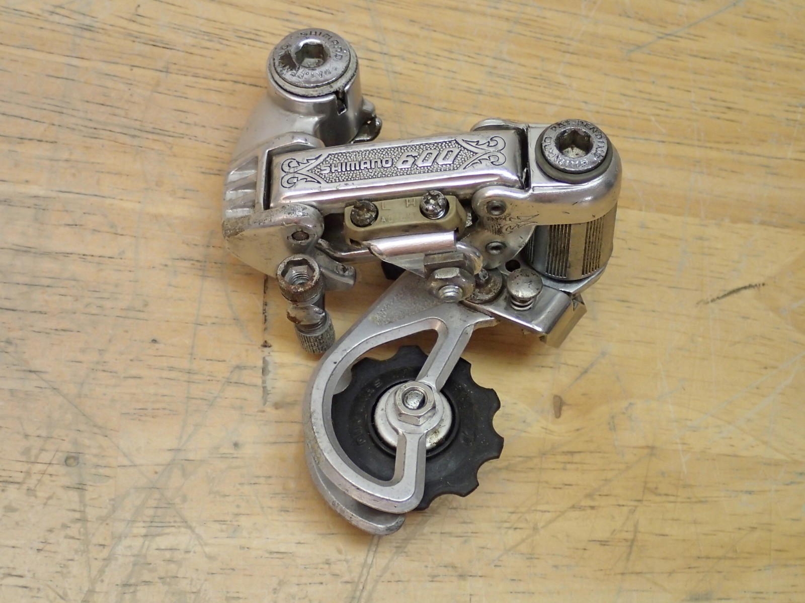 Shimano 600 Arabesque Vintage Clamp On Mixed Part Lot Estate Item Project