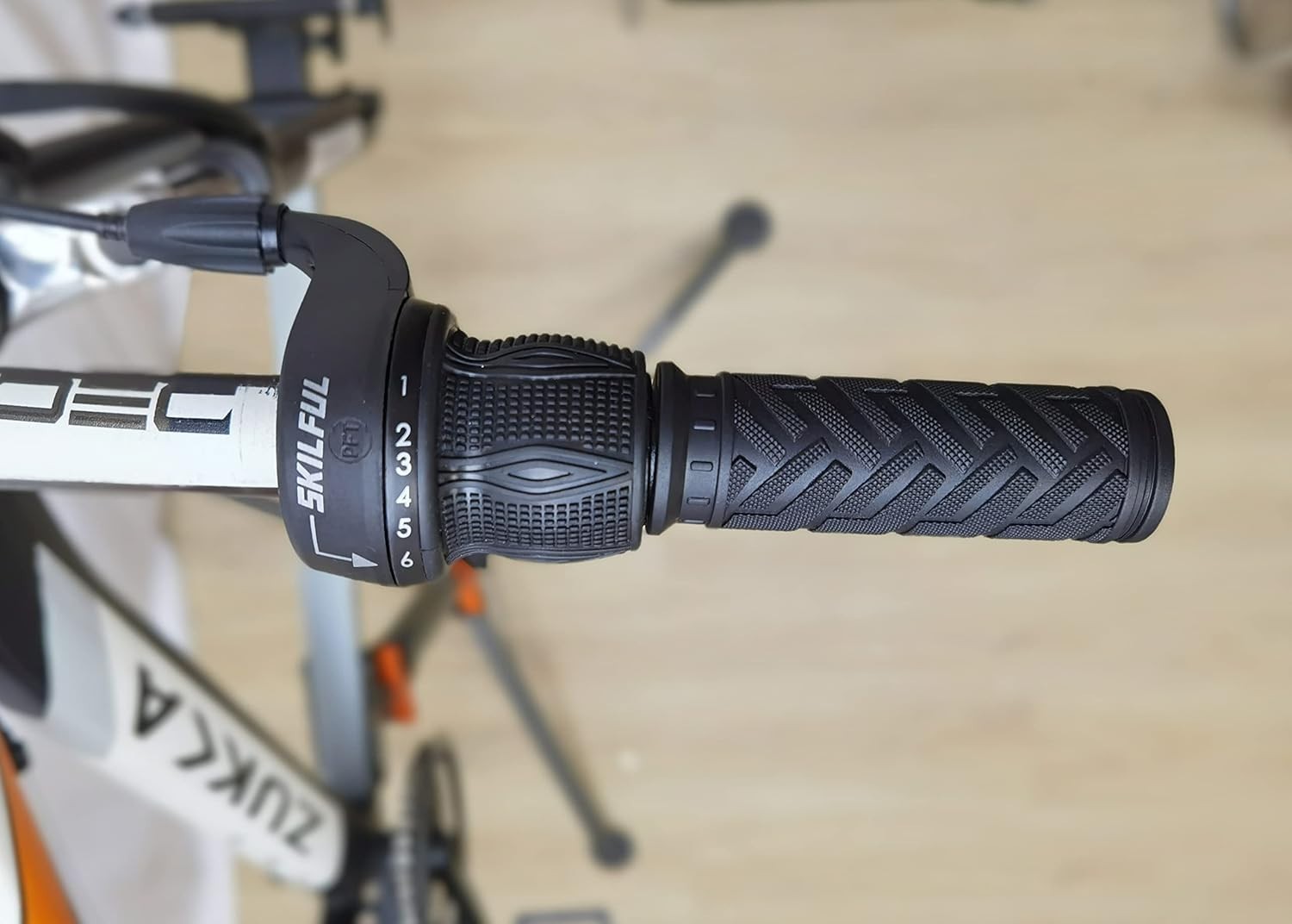 Versatile 21 Speed Grip Shift Shifter Pair for Mountain, Hybrid & Tricycle Bikes