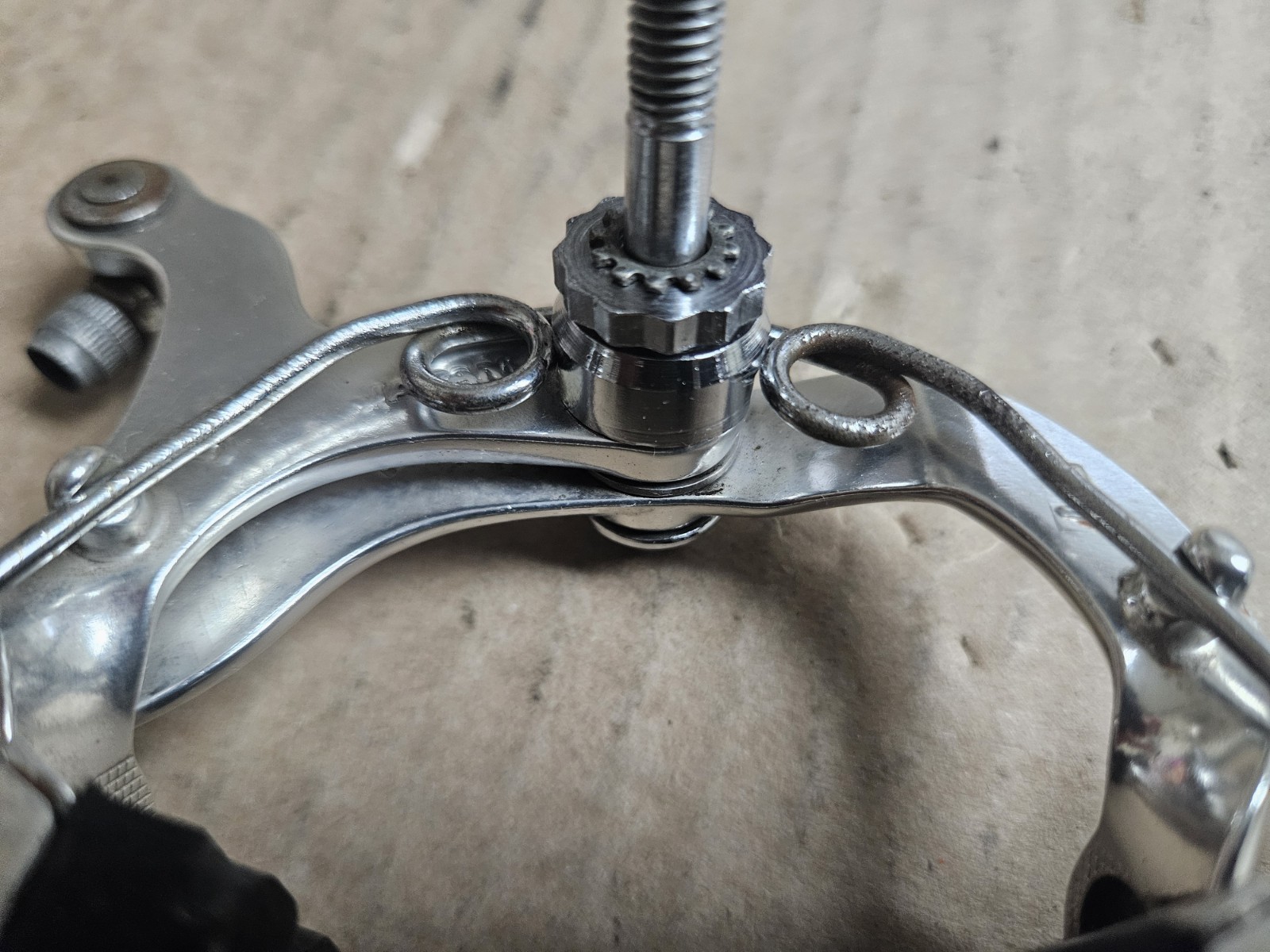 Vintage Shimano 600EX BR-6200 Arabesque Caliper Brakeset, single pivot, nutted