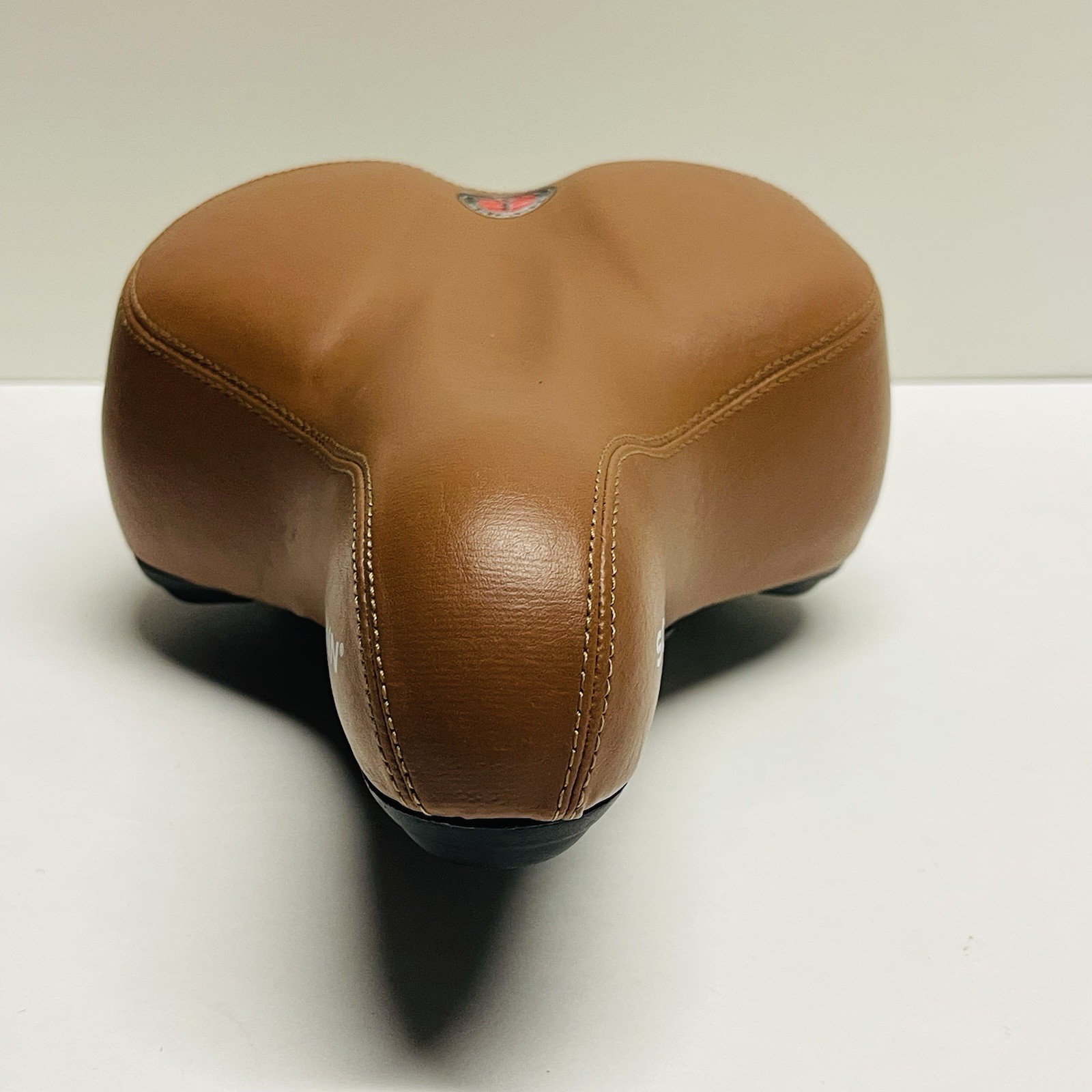 SCHWINN Comfort Cruiser Style Unisex Women’s Saddle Seat Brown