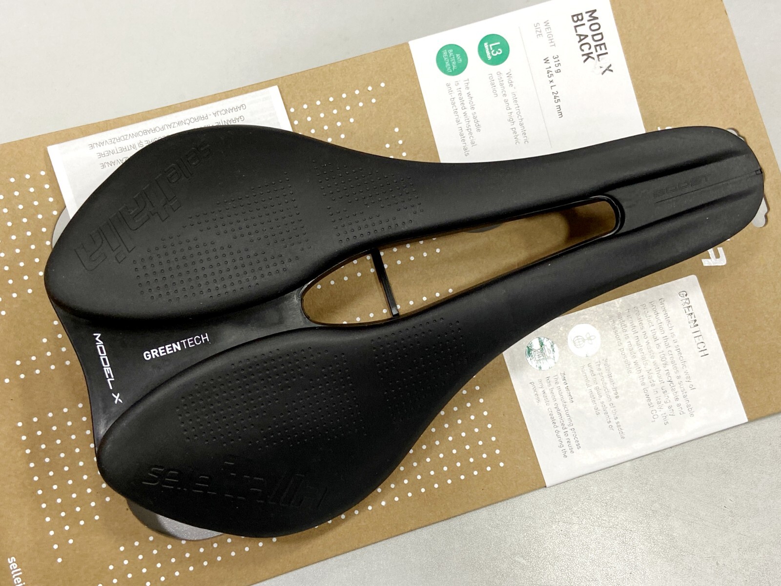 Selle Italia Model-X Superflow Fec Alloy Rail SF L3 145x245mm Saddle (Black)