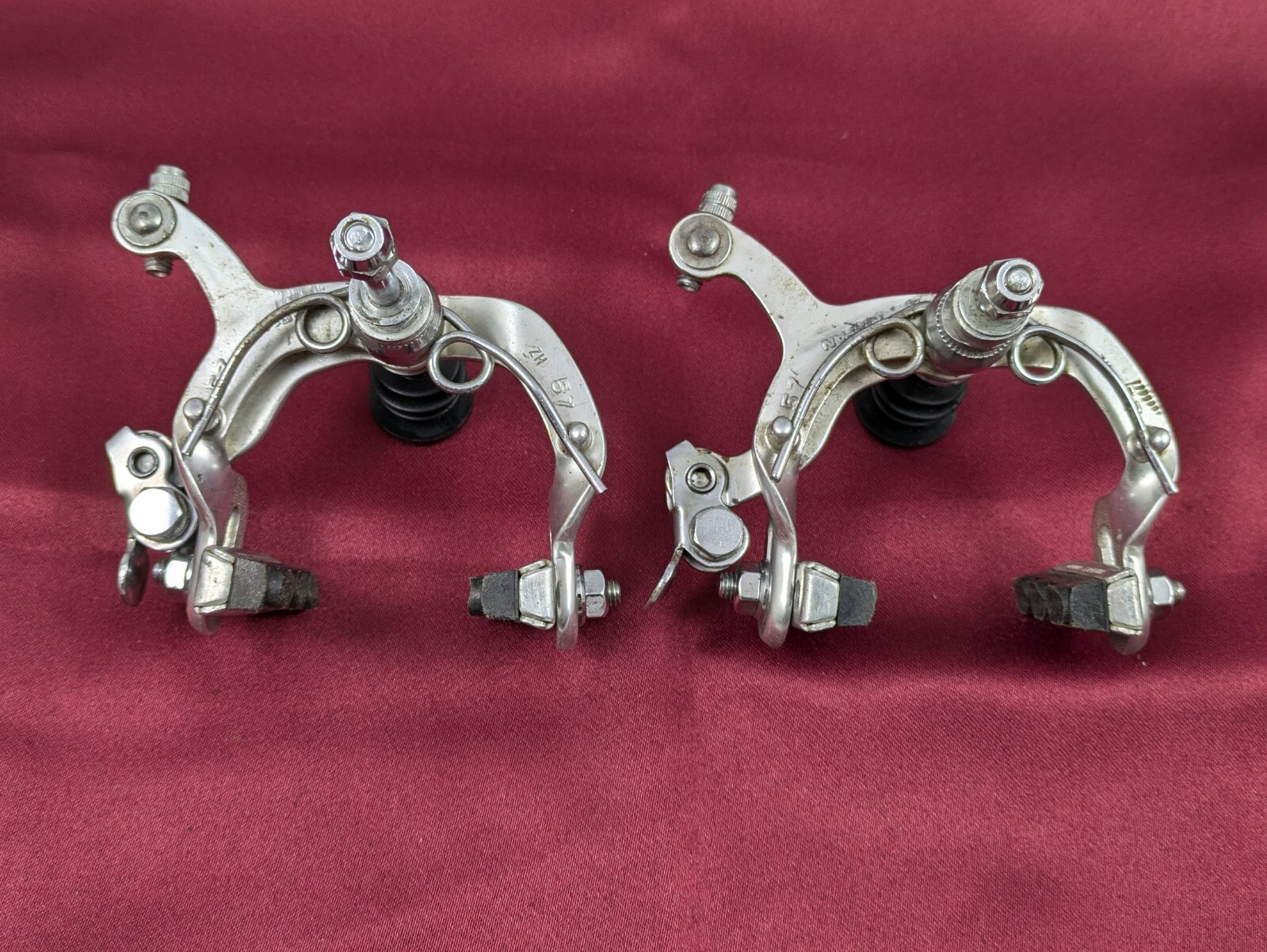 Shimano 600 Arabesque Brake Caliper F&R Set Ano Silver Dura-Ace Pads B42
