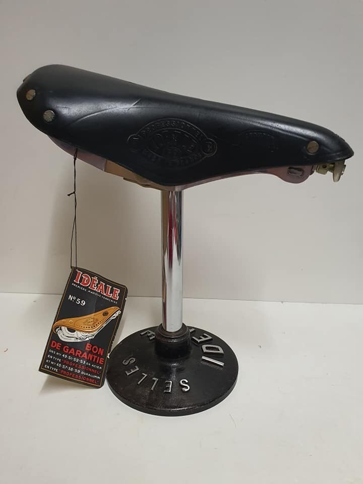 NOS IDEALE PROFESSIONNEL TB n°59 SADDLE SEAT MADE IN FRANCE VINTAGE 686gr