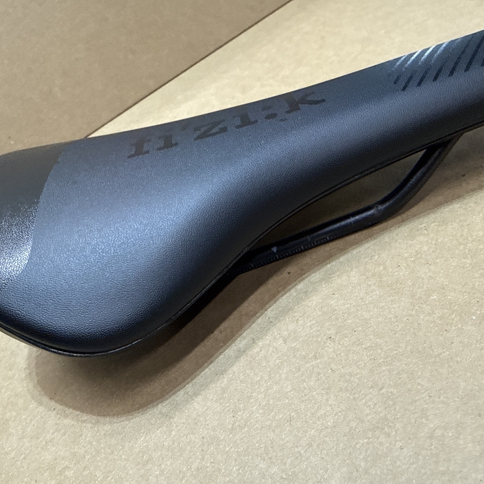 Fizik Taiga Regular Bicycle Bike Saddle Seat w/ Cr-Mo Rails mwl54