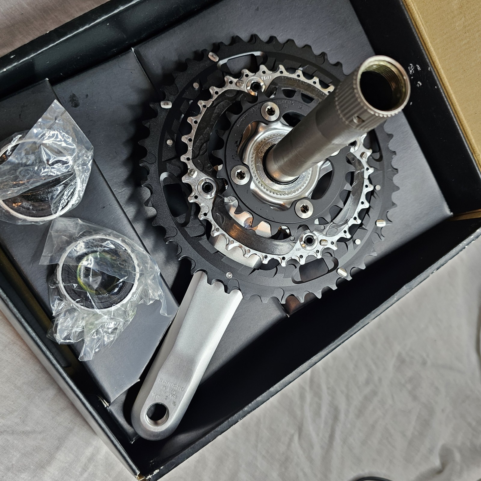 Shimano Deore XT M770 Triple Chainset FC-M770 44-32-22 175 M775 BNIB *NOS/NEW*