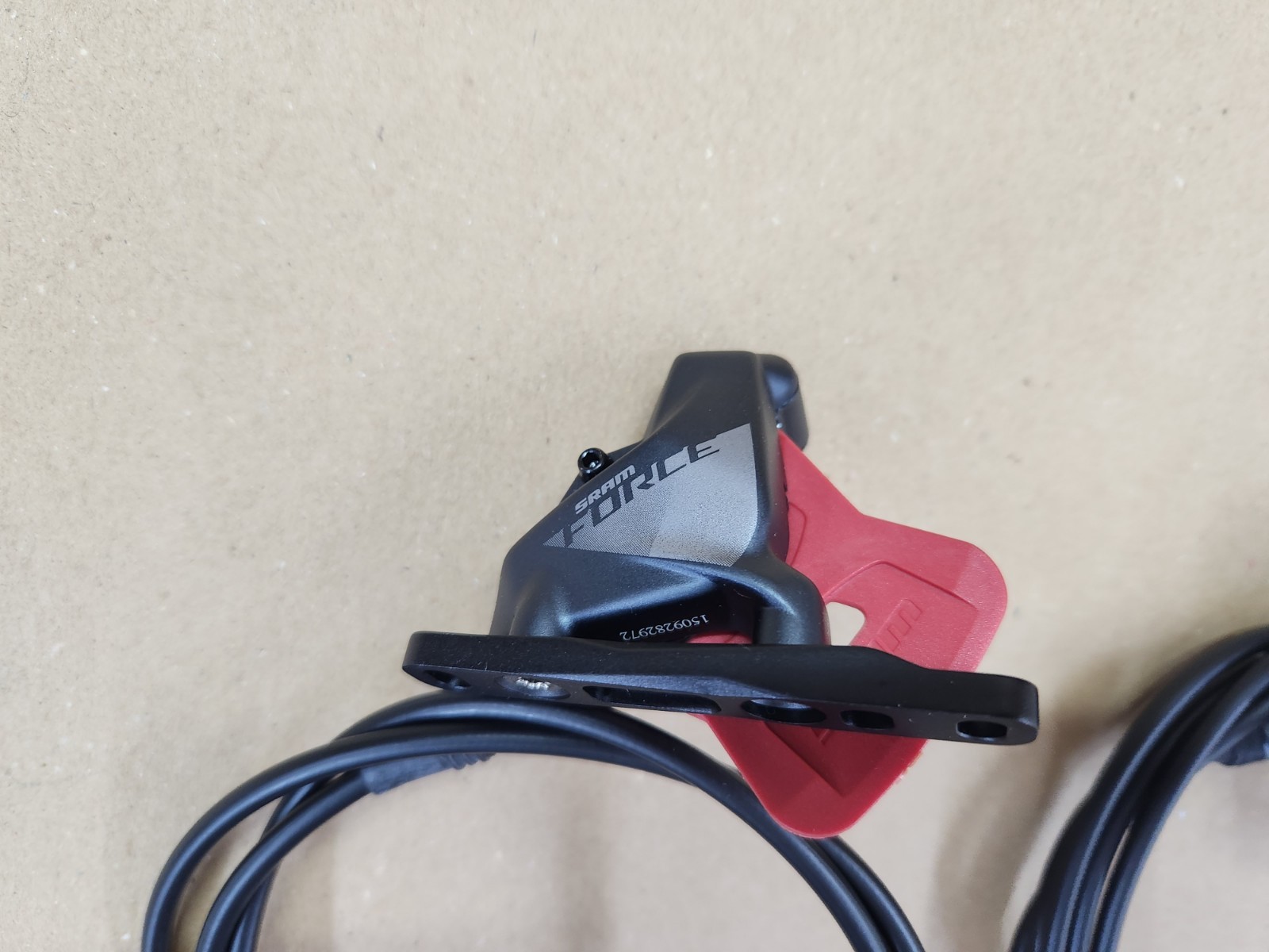 SRAM Force eTap AXS Flat-Mount Hydraulic Disc Brake Caliper Pair