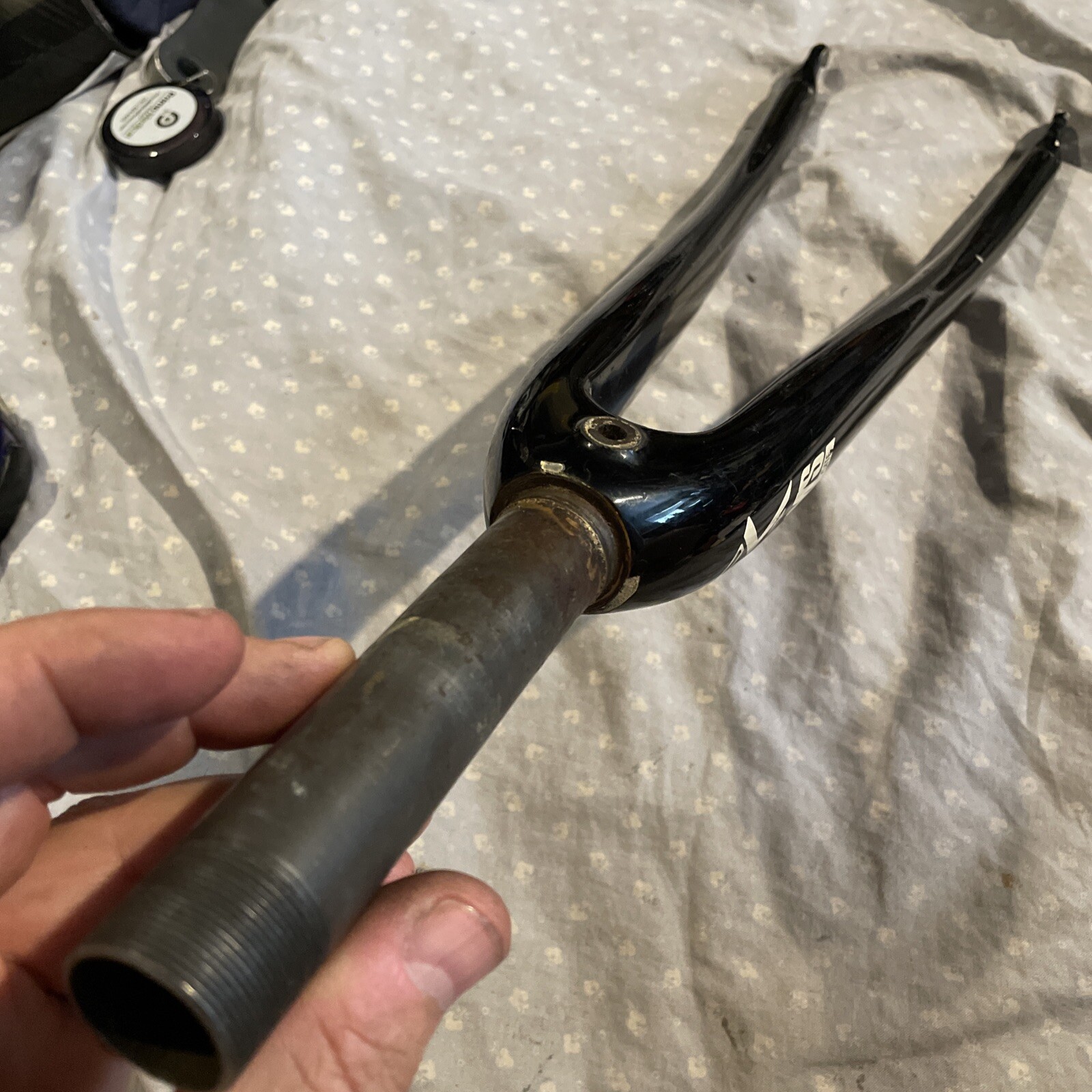 kestrel EMS carbon fiber fork 1” threaded