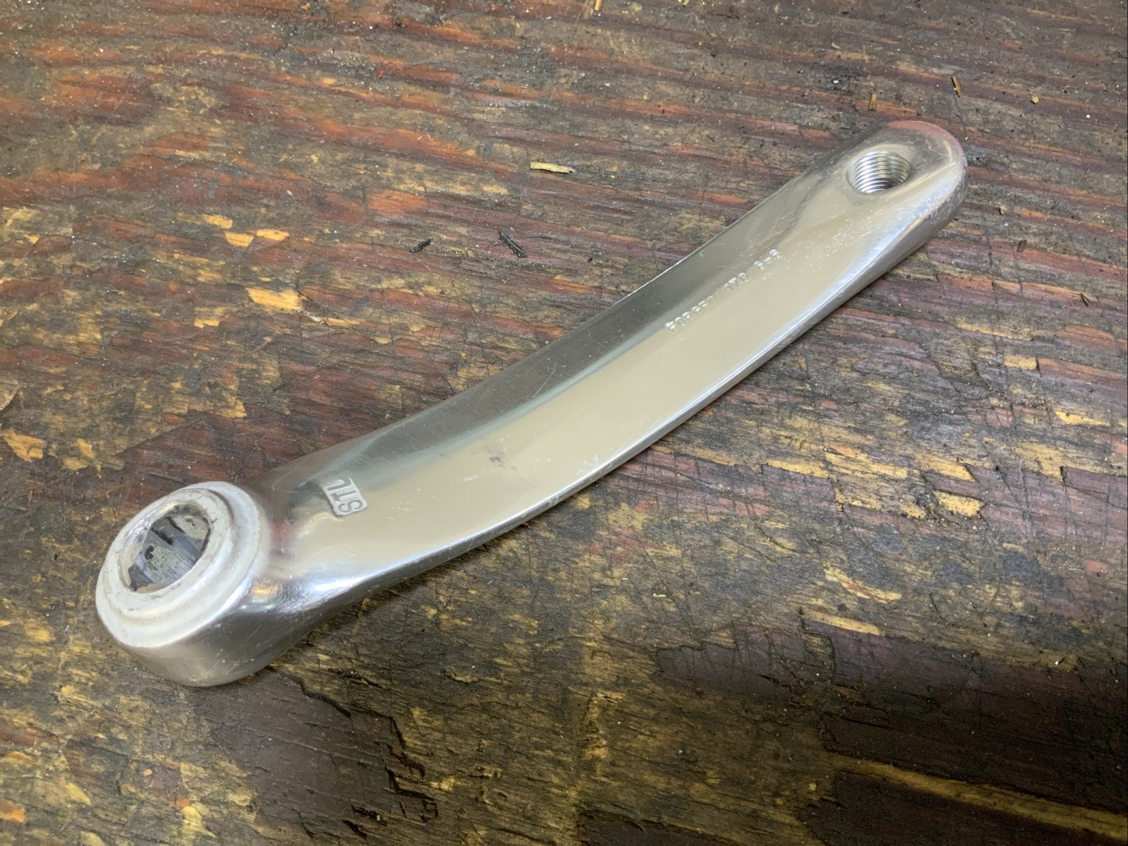 Specialized Strong Arm Expert Triple MTB Crankset by Sugino 42/32/22t 8 Sp 170mm