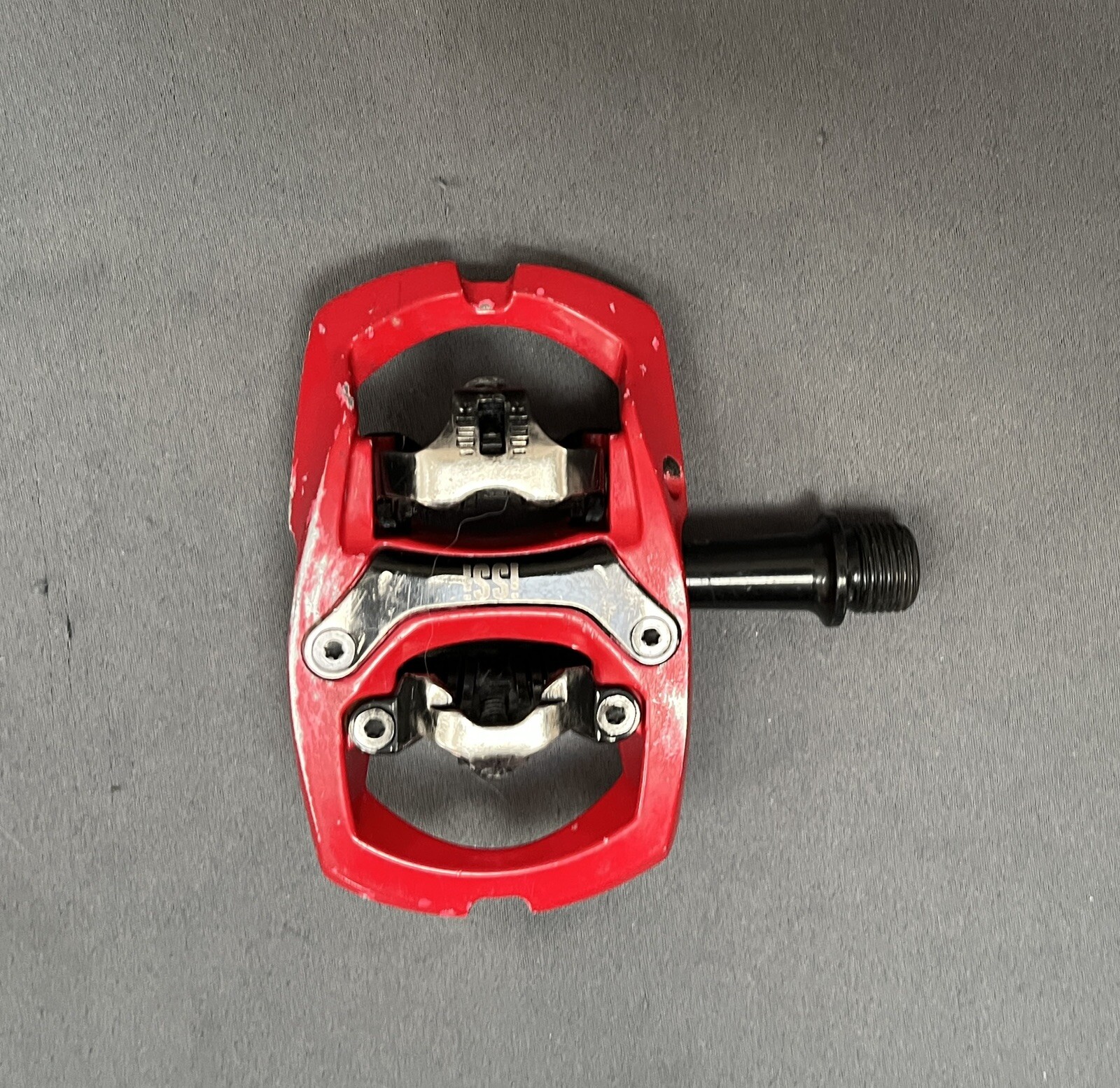 iSSi Trail Pedals MTB Clipless Dual-Sided Entry 9/16″ 400g Red SPD Compatible