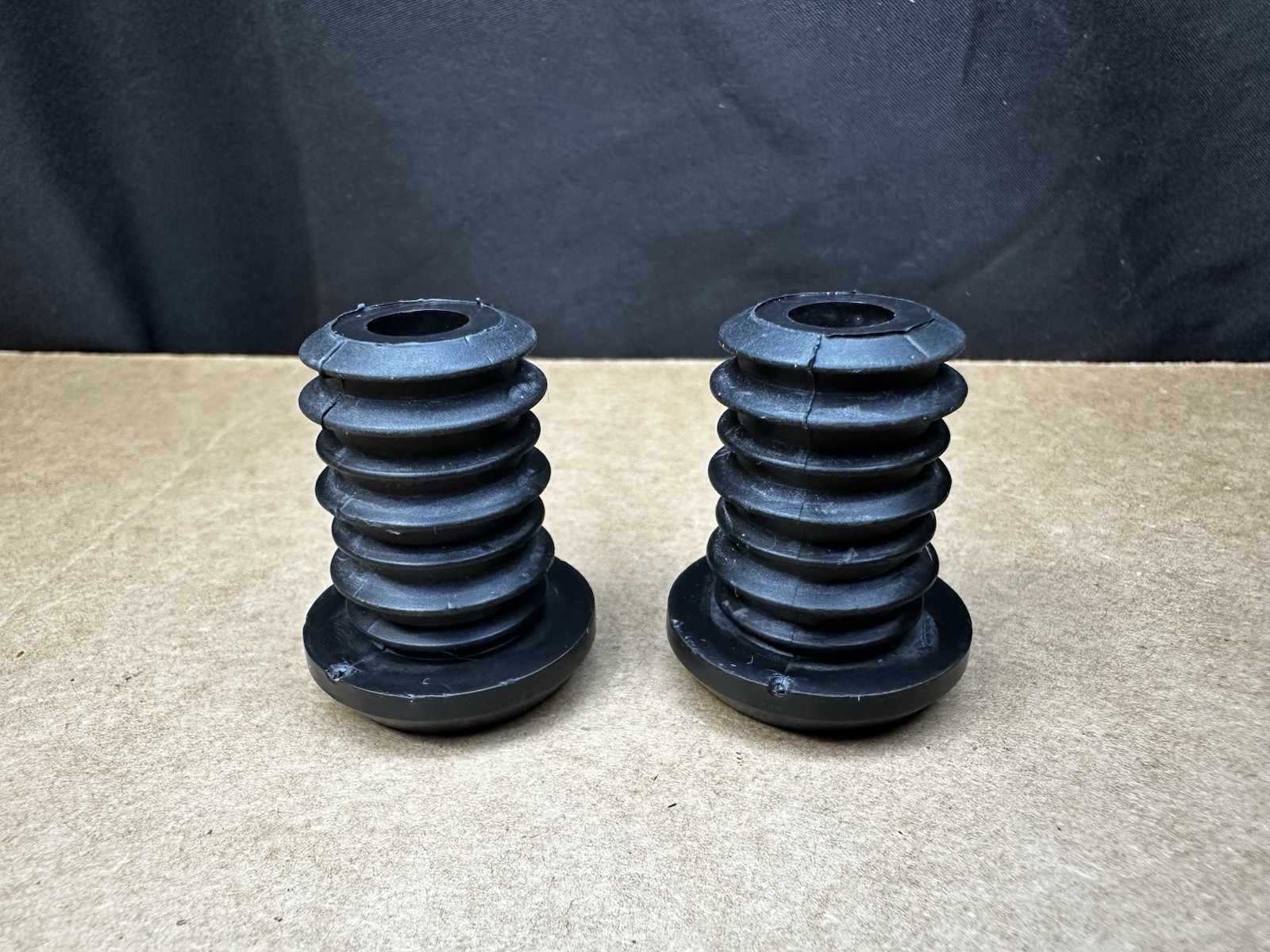 Fitbikeco. Handlebar Grip Ends Push-In Black Bar Ends Pair Fits 7/8″ 22.2mm Bars