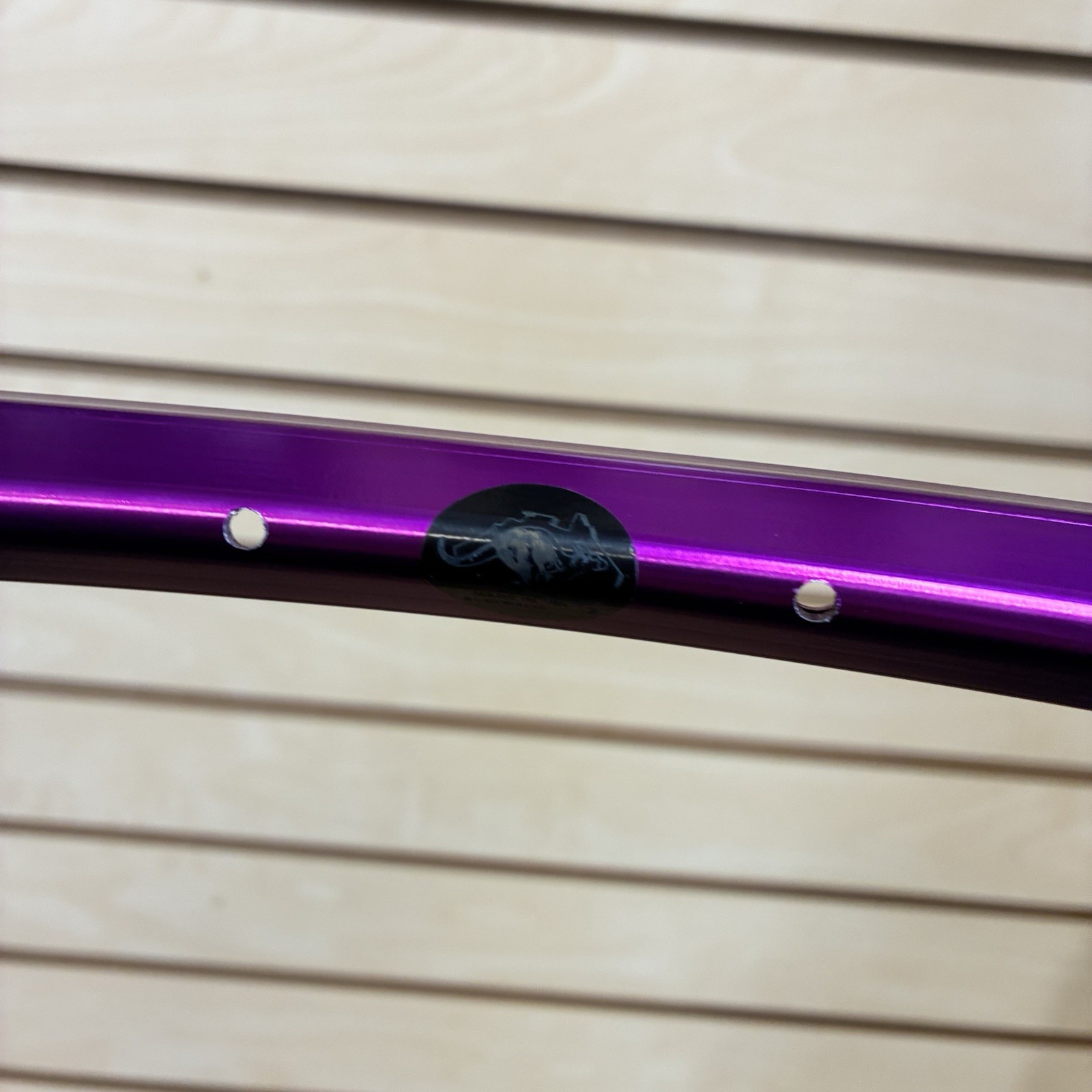 EXCELLENT! Vintage Velocity Aero Rim 3DV Purple 28H 26” Clincher Australia RARE!