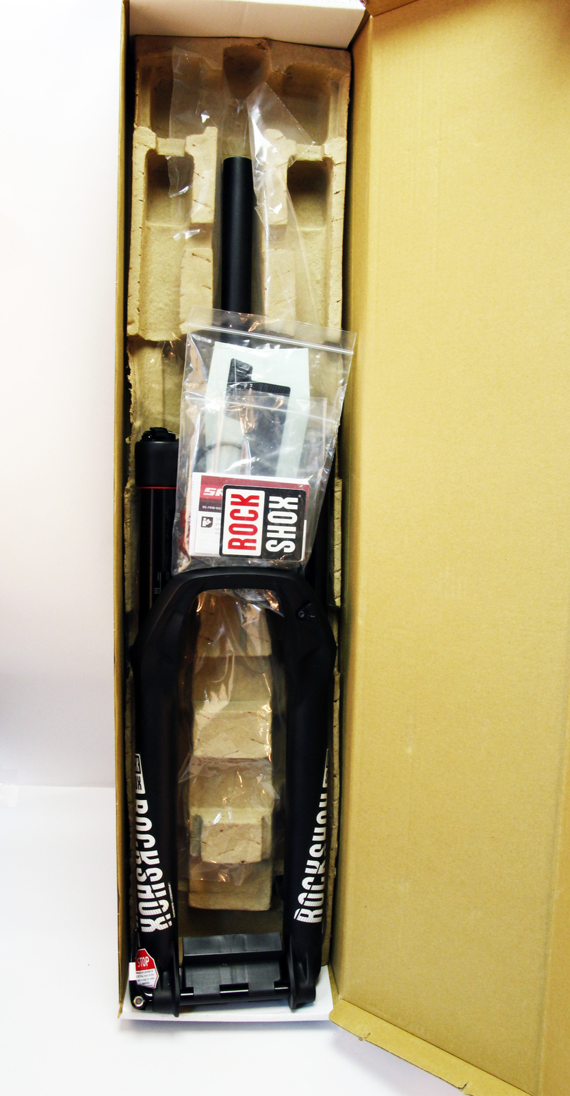 RockShox Pike RCT 29 in Fork 140mm Travel Boost 15×110 Tapered 1-1/8″ NIB