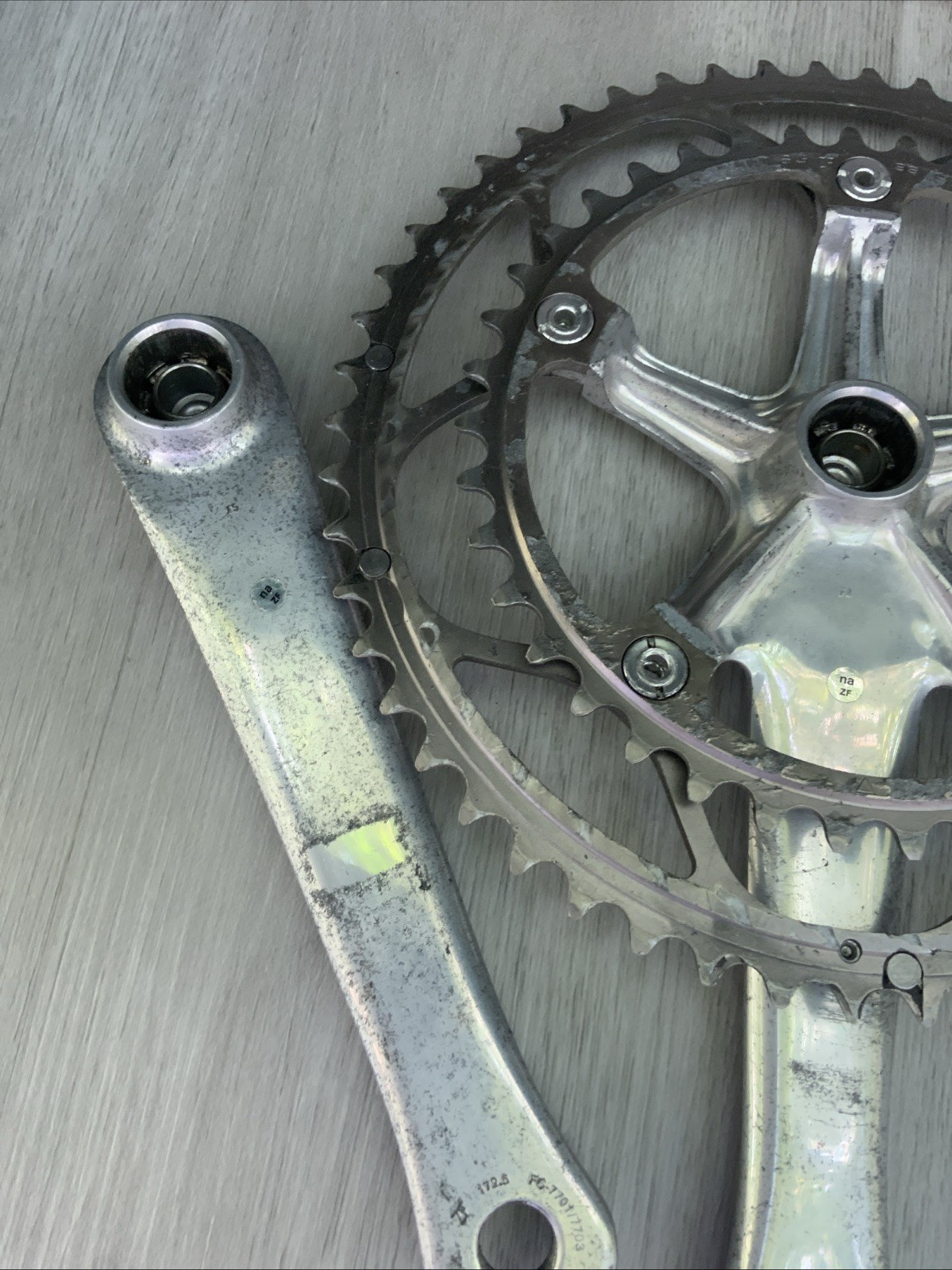 SHIMANO DURA ACE CRANKSET 7700 DOUBLE 172.5 MM ARMS 53-39 TOOTH OCTALINK