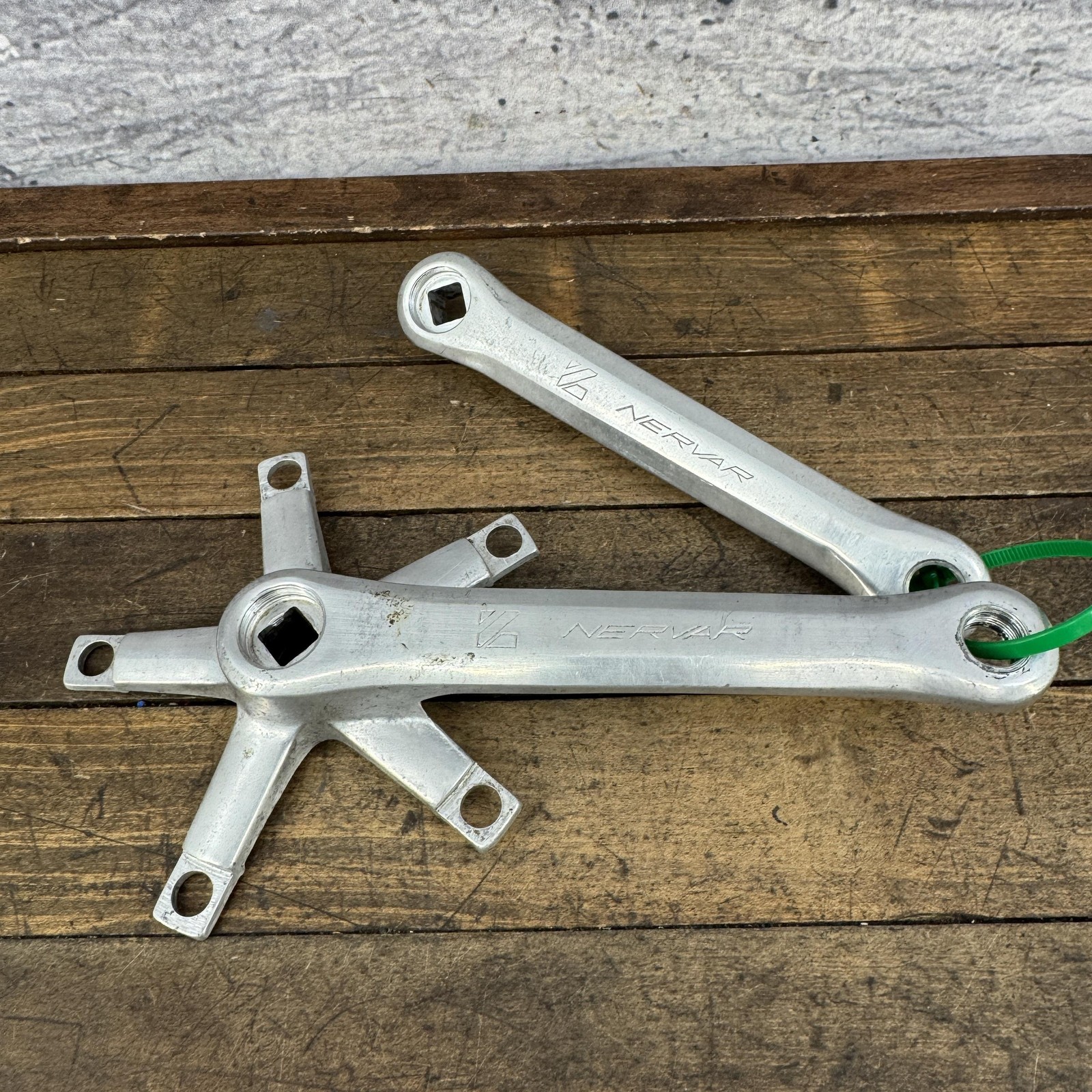 Vintage Nervar Crankset 170mm 122 BCD Square 9/16 Taper 5-Bolt Silver Road Alloy