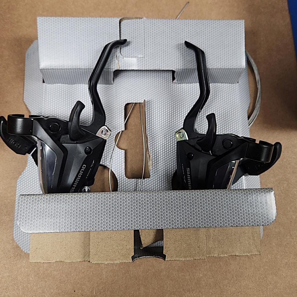 Shimano ST-EF500 3 x 7-Speed Bicycle Brake/Shift Lever Set Black OPEN PACKAGE