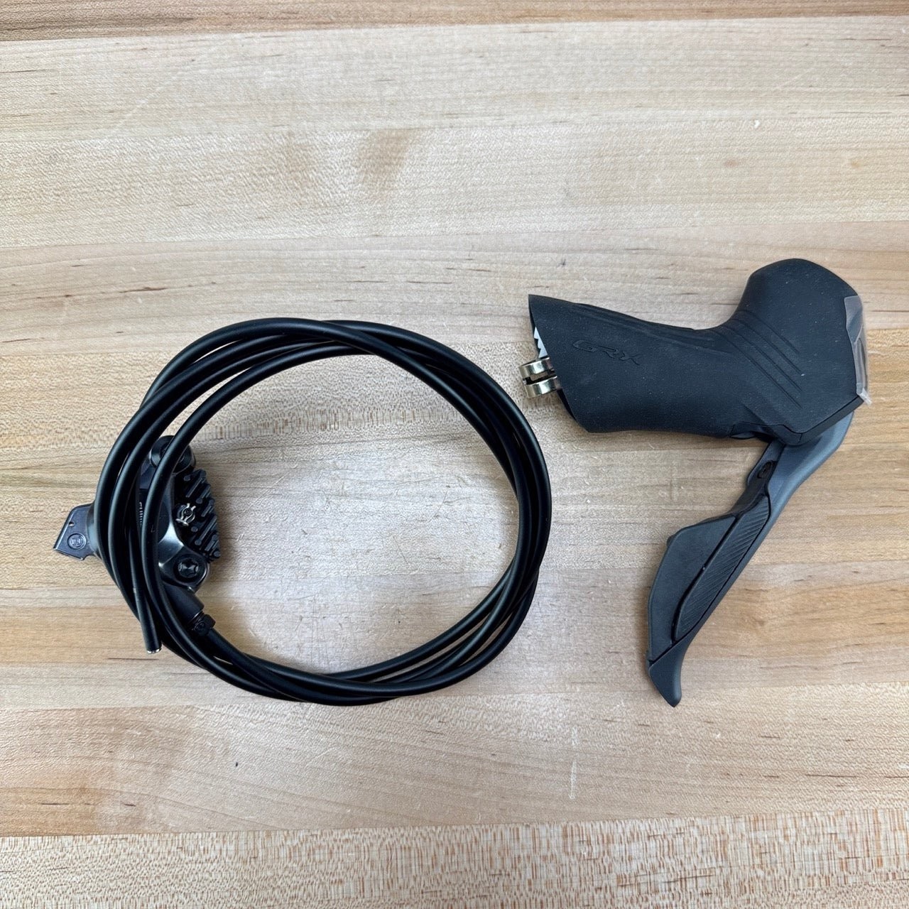 New! Shimano GRX ST-RX825/BL-RX820 1x 12-Speed Di2 Wireless Shifters MSRP $1190