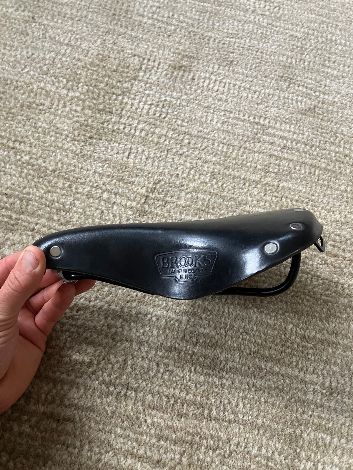 Brooks B17 Short Saddle Steel Rails Women’s Black Leather