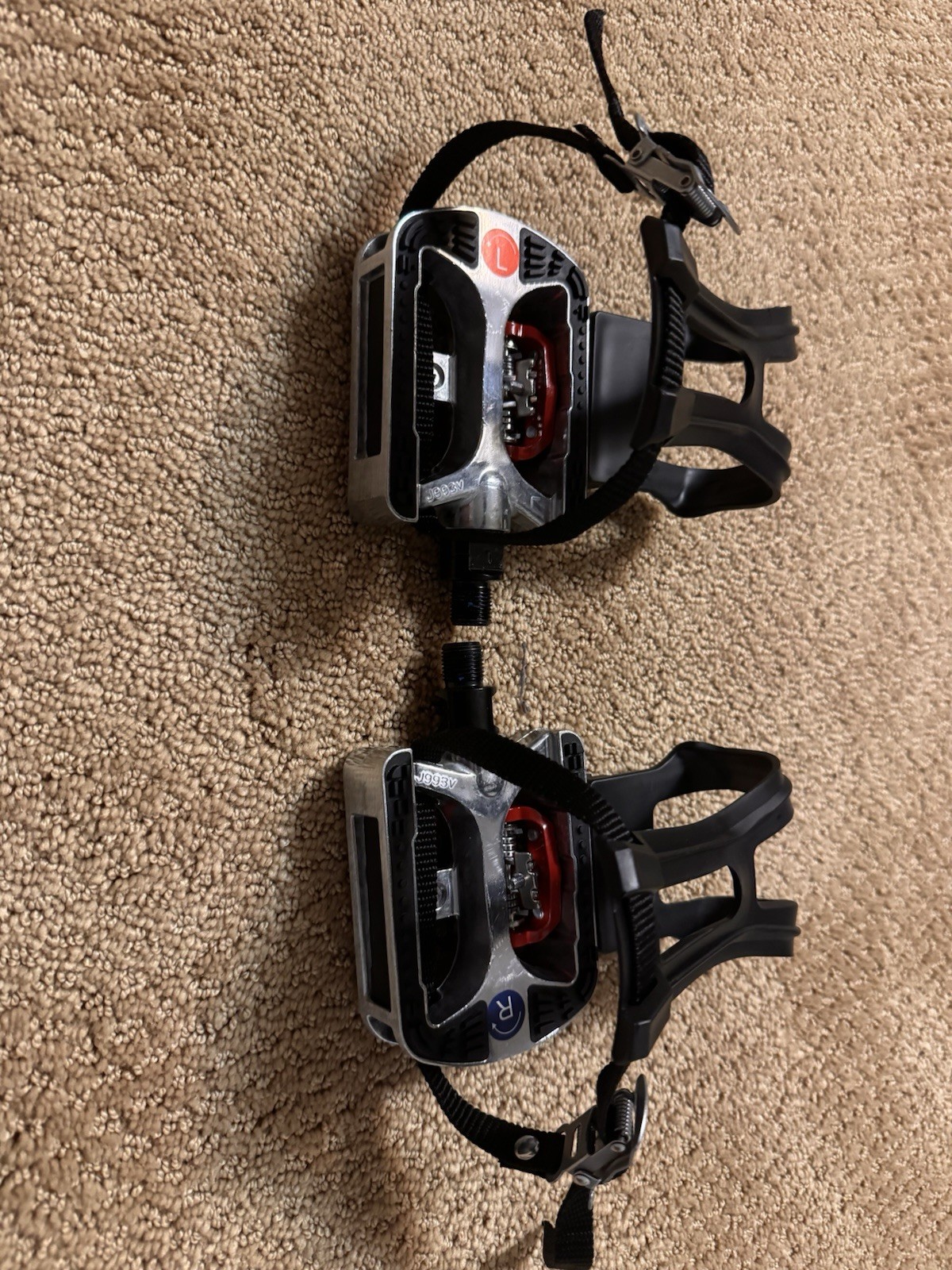 Clipless Bike Pedals w/ Toe Clips & Straps 9/16 in Sealed Bearings