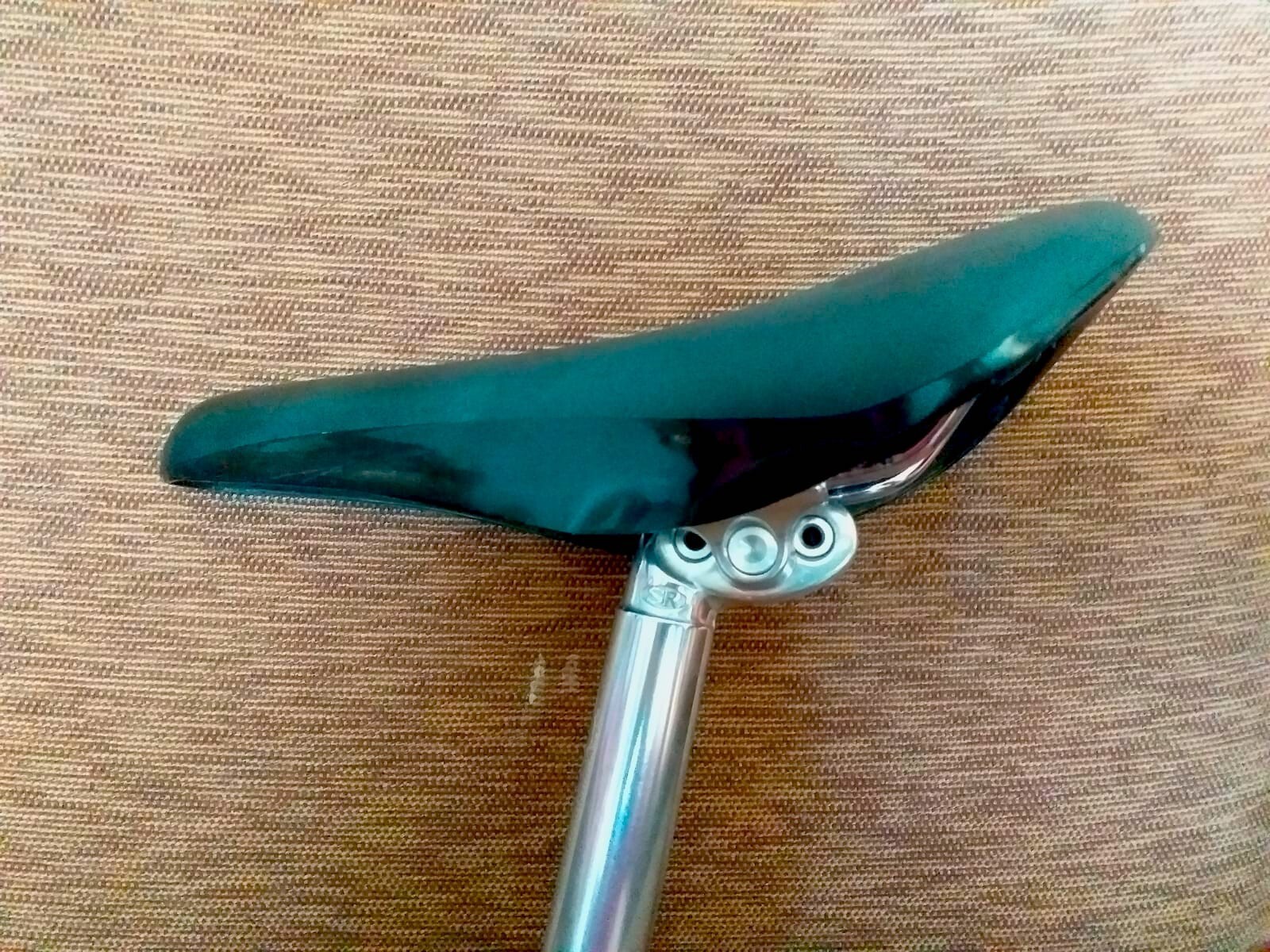 NOS NJS Ariake Jaguar II Track Saddle + SR Sakae Royal RY-P1 27.2 Seatpost