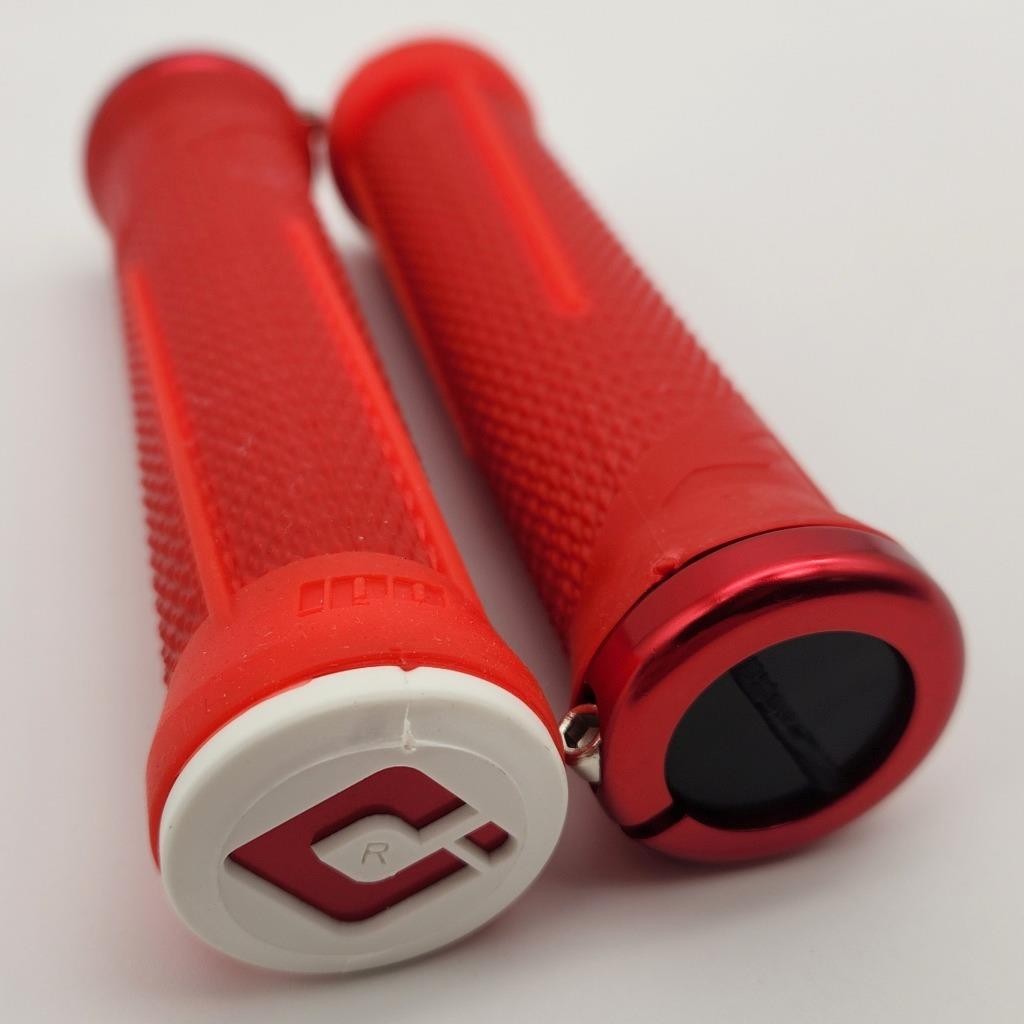 ODI AG-1 Aaron Gwin Lock-On Bicycle Grips 135mm Red NO PACKAGE