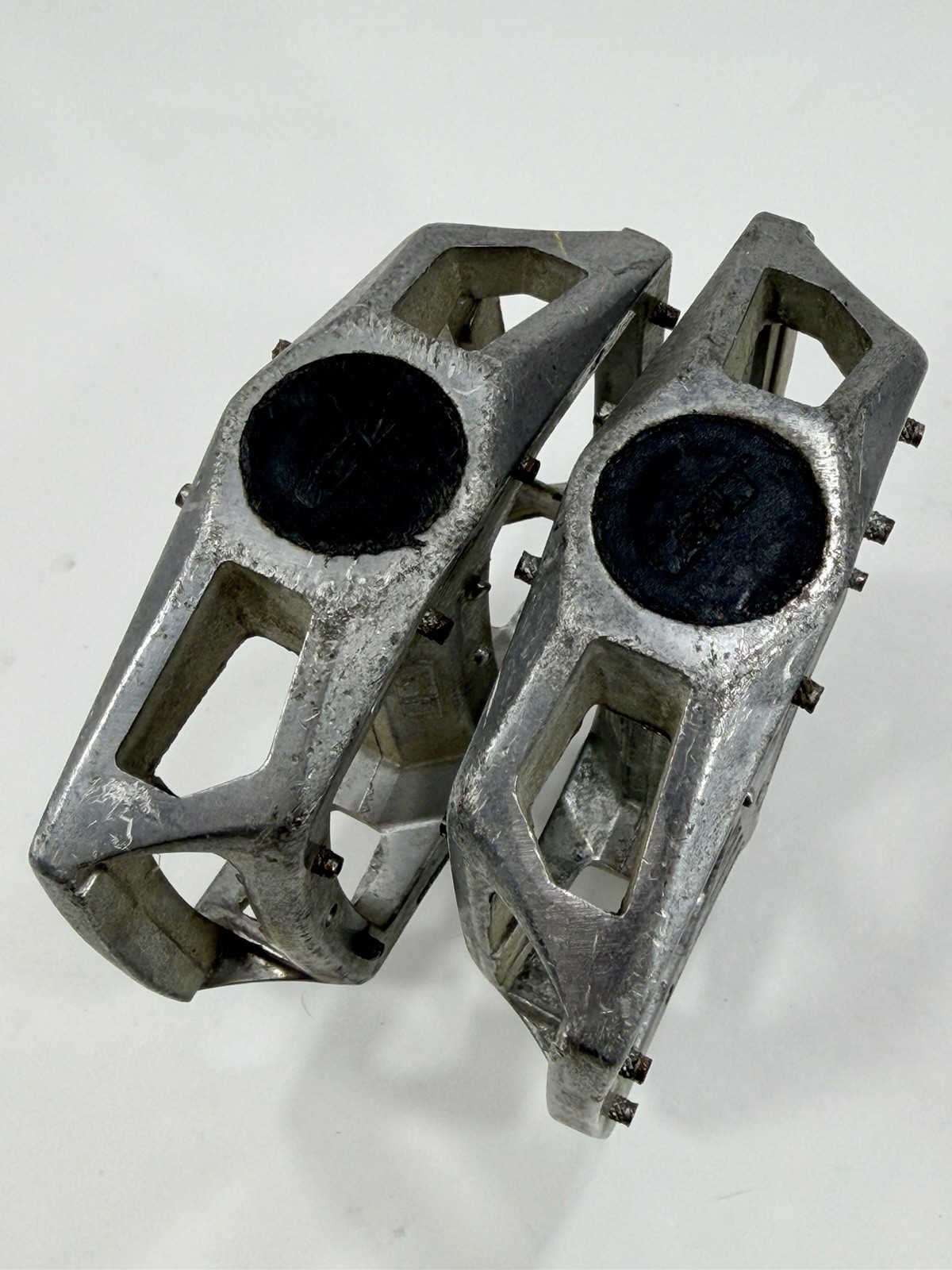 GT Platform Pedals 1/2 in Silver OPC Pair Old School BMX Freestyle Gen 1 Pins OG