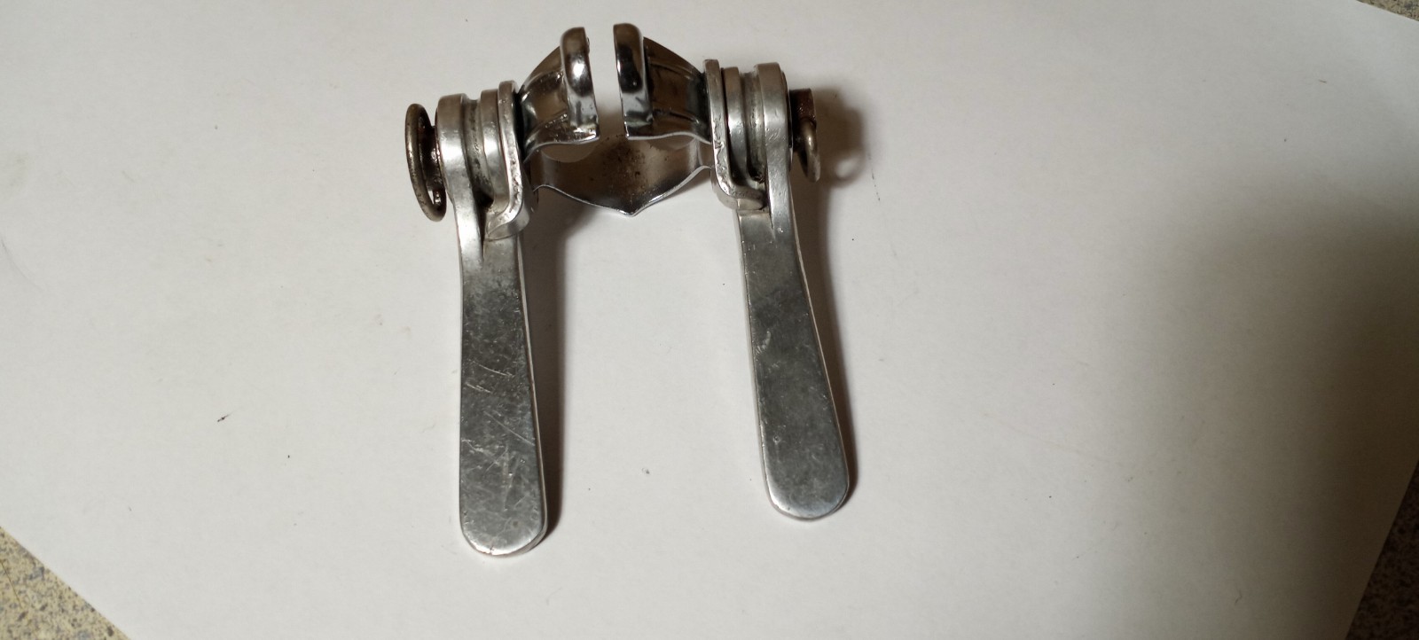 VINTAGE CAMPAGNOLO DOWN TUBE SHIFTERS VICTORY…PARTS…PLS READ