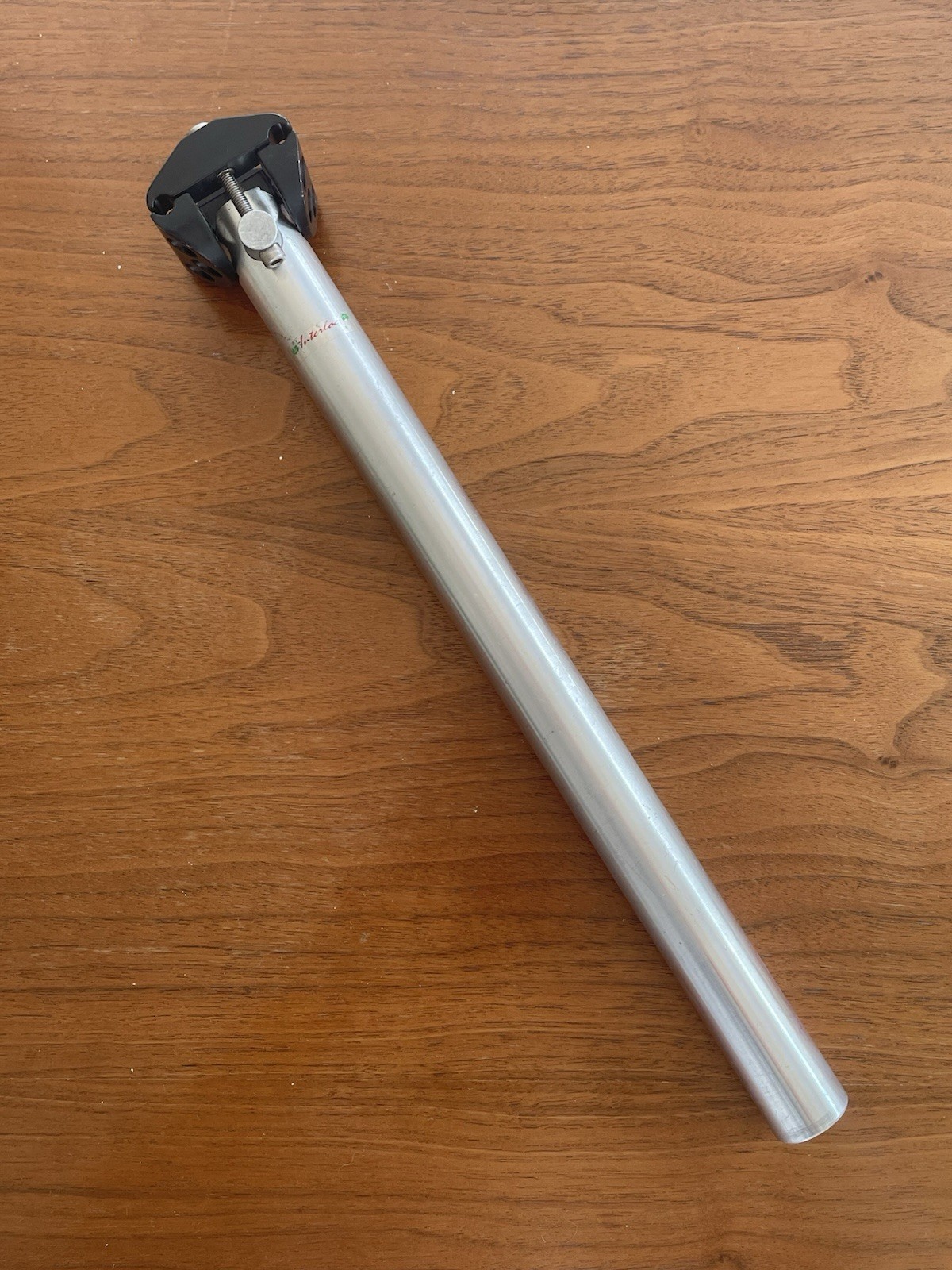 Vintage 27.4 360mm IRD Interloc Racing Designs Seatpost – Silver & Black