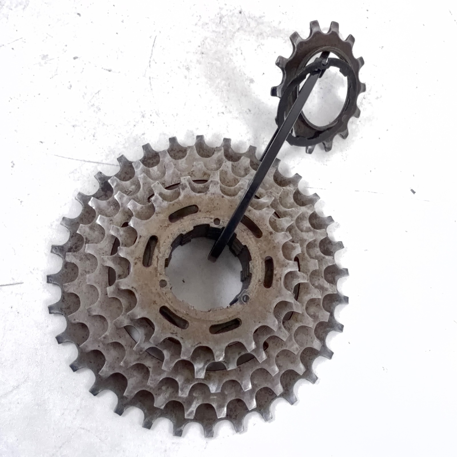 Shimano Vintage Uniglide 6 Speed Cassette 14-17-20-24-28-32 Wide Range