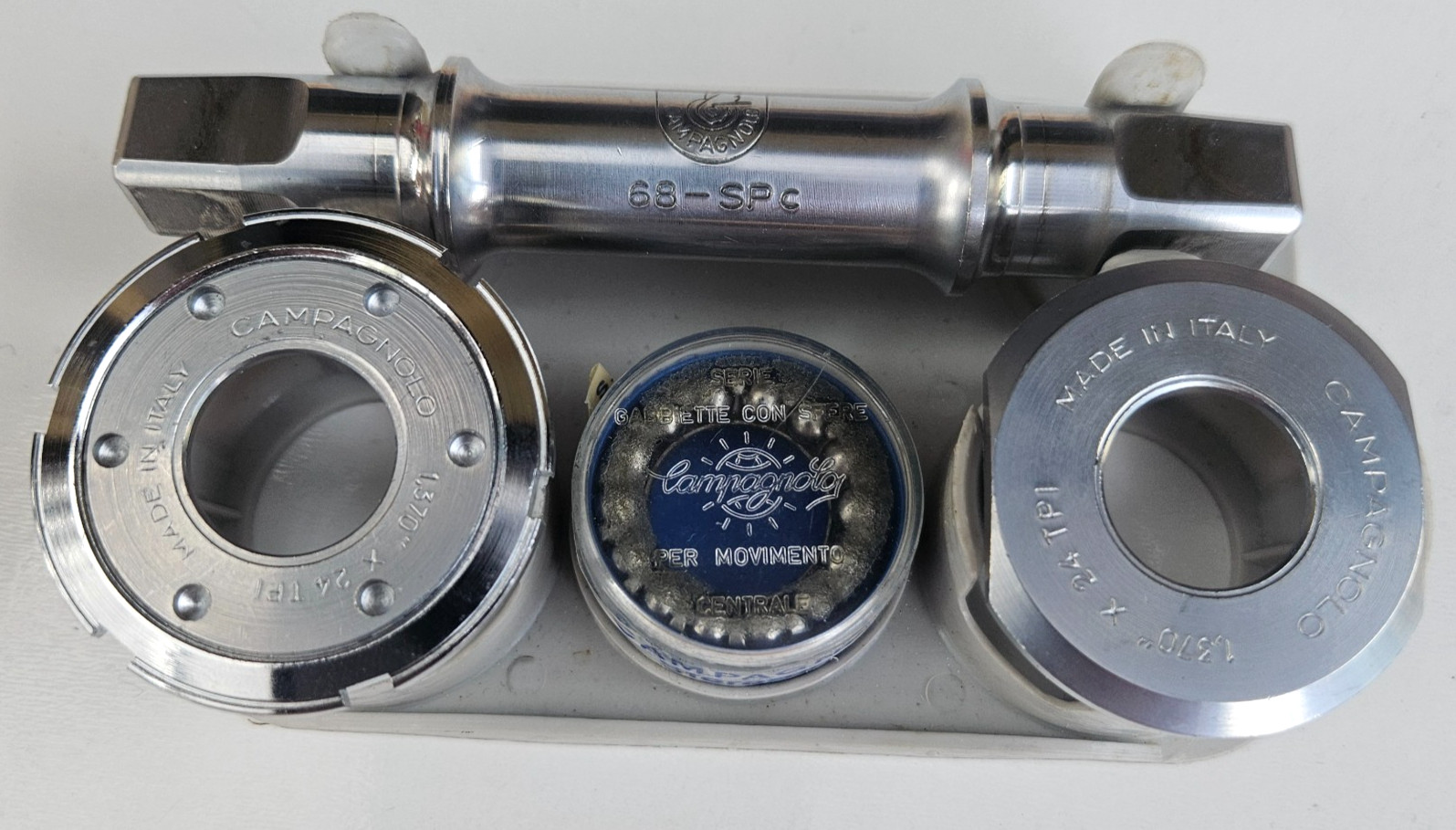Campagnolo C-Record/Pista Bottom Bracket, Italian-36 x 24F, 110mm Axle, VGC