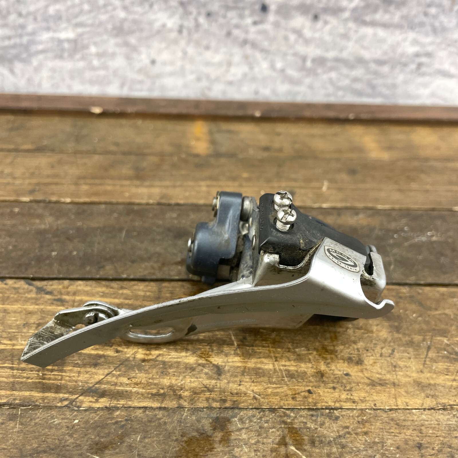 Vintage Shimano Deore LX FD-M570 Front Derailleur 31.8 mm Top Pull Mega 9 C6