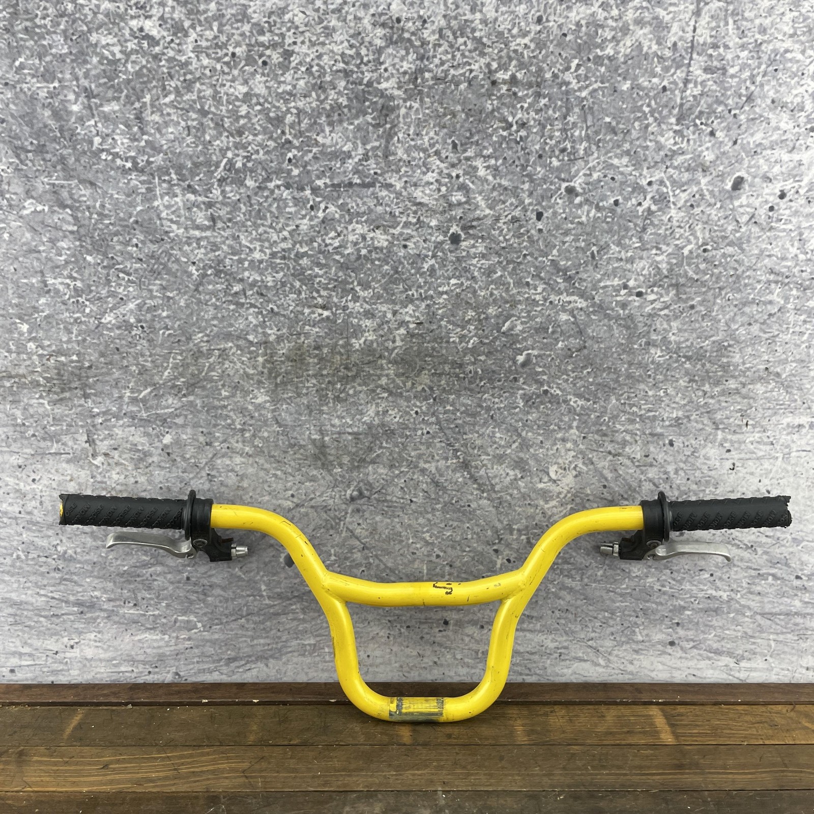 Mongoose Black Magic BMX Handlebars Yellow Steel 27x8in 22.2mm Grips Brakes