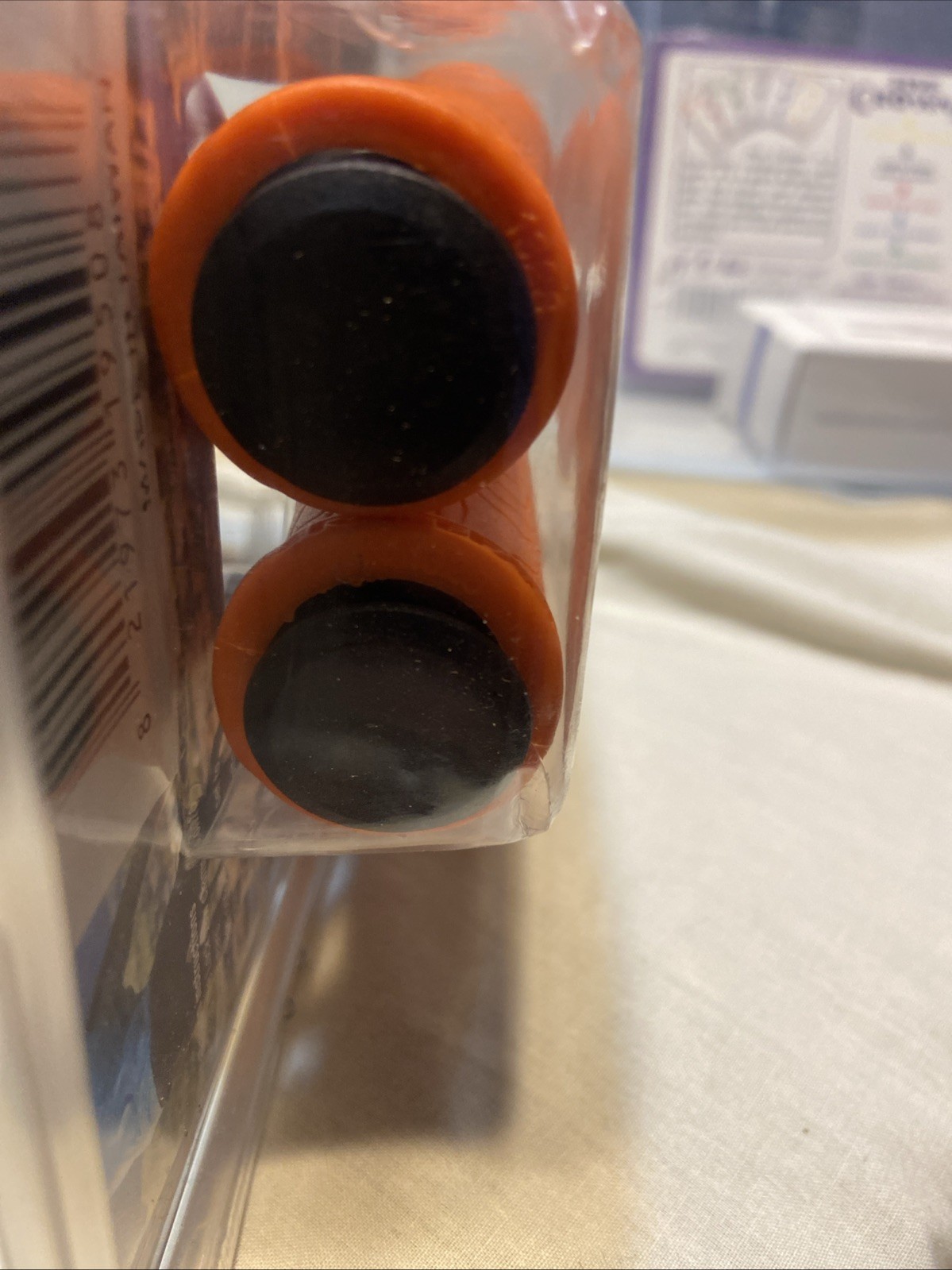 Race Face Half Nelson Lock-On Grips (Orange) [AC990061]