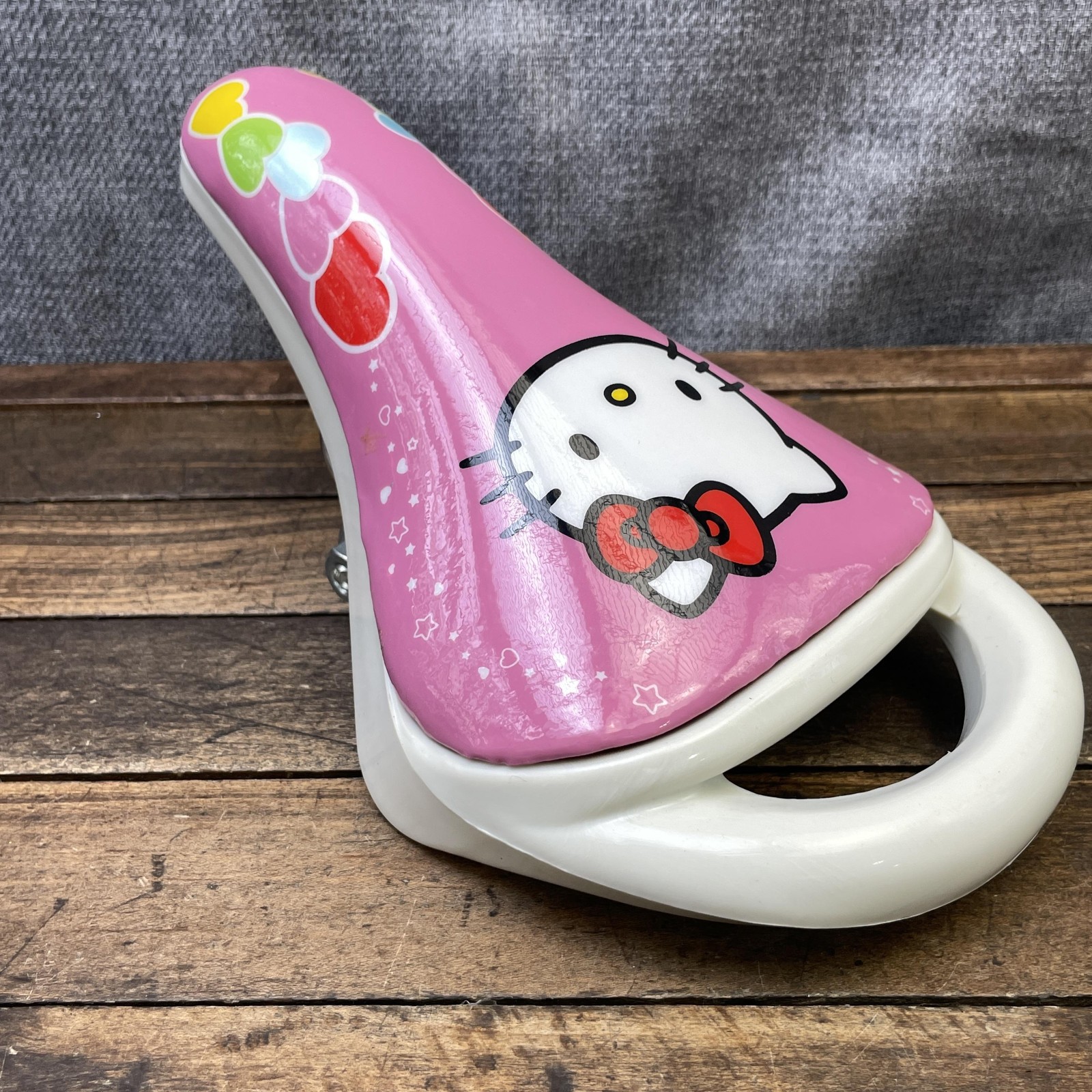 Hello Kitty Bicycle Seat NOS Pink Girls New Kids Bike Cat Saddle Handle Small