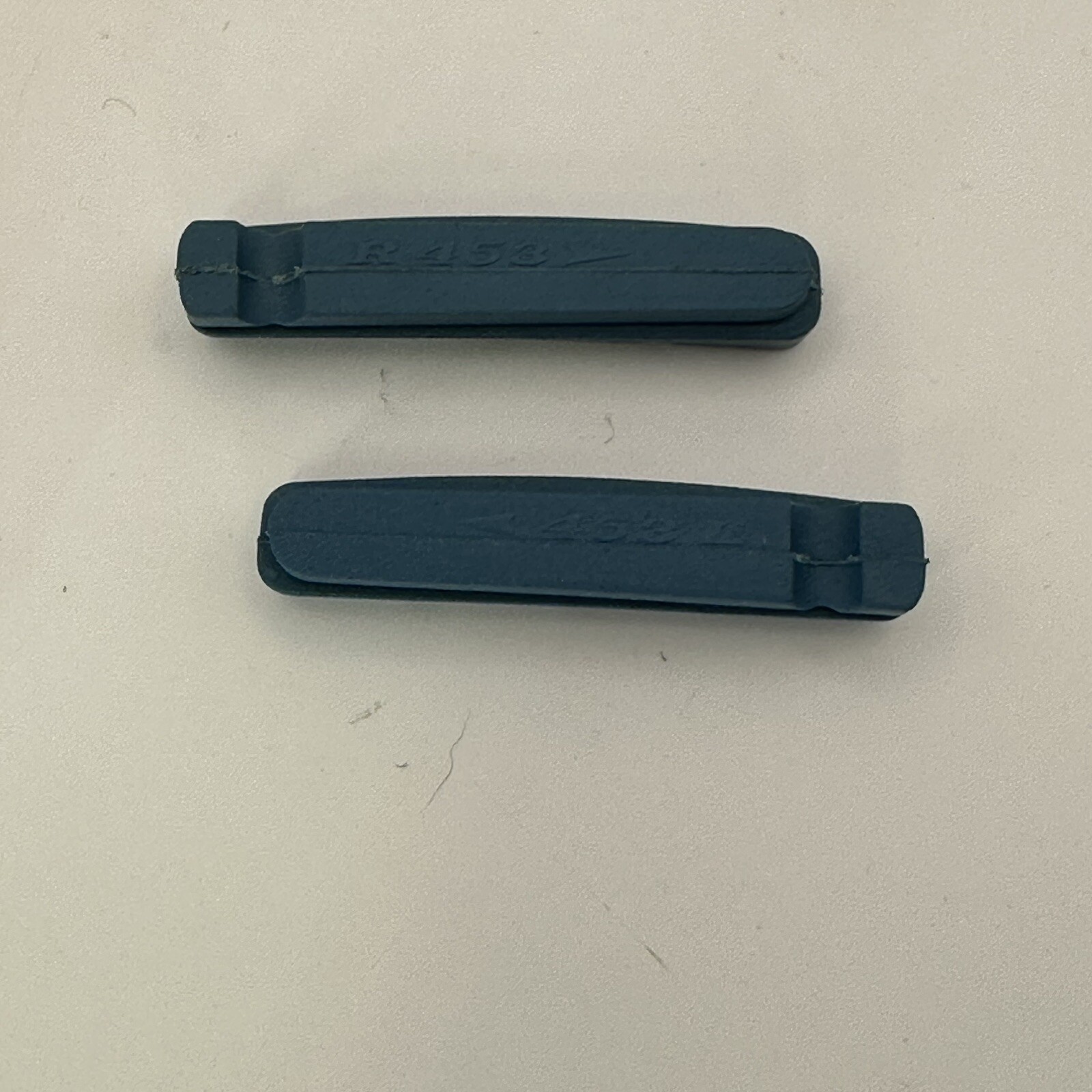 Carbon Rim Brake Pad Inserts Blue Compound Shoes 1 Pair Road Cross Shimano Sram