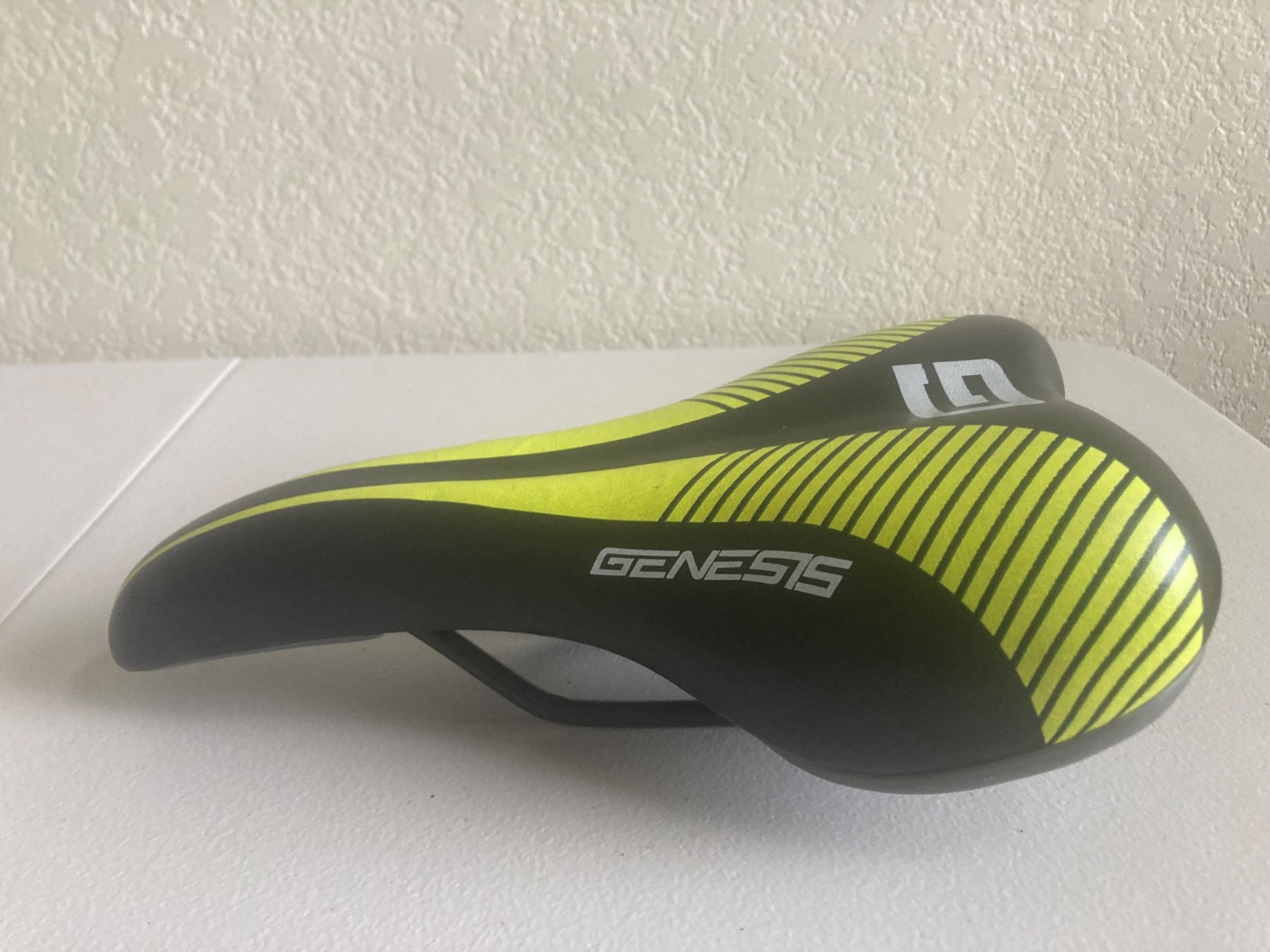 Genesis Bike Seat (Black, Yellow, White)