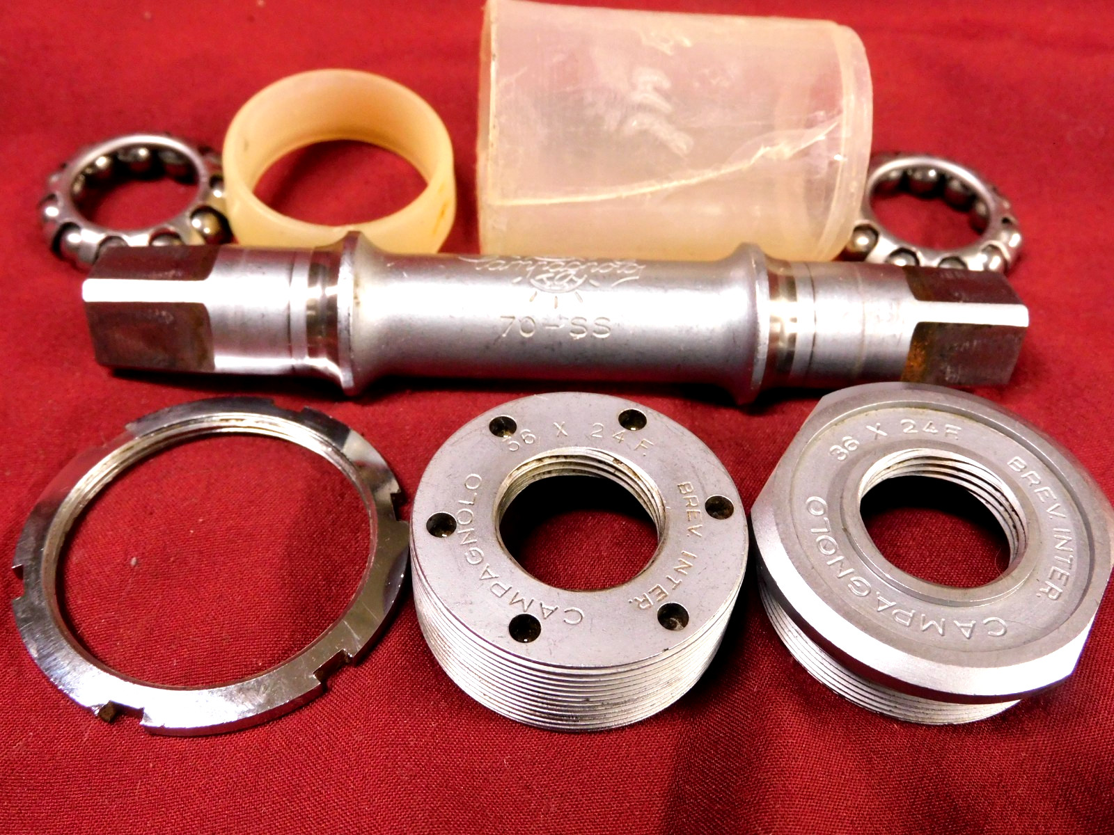 1980’s Campagnolo 1046/A Nuovo Record BB 36 x 24 Italian 70-SS Spindle 116 mm