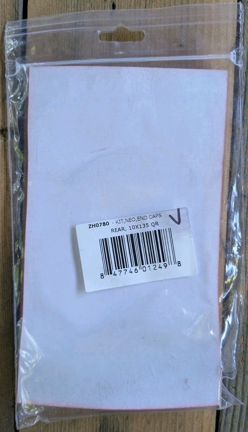 Stan’s No Flats Neo End Caps Rear 10×135 QR 6-bolt ZH0780