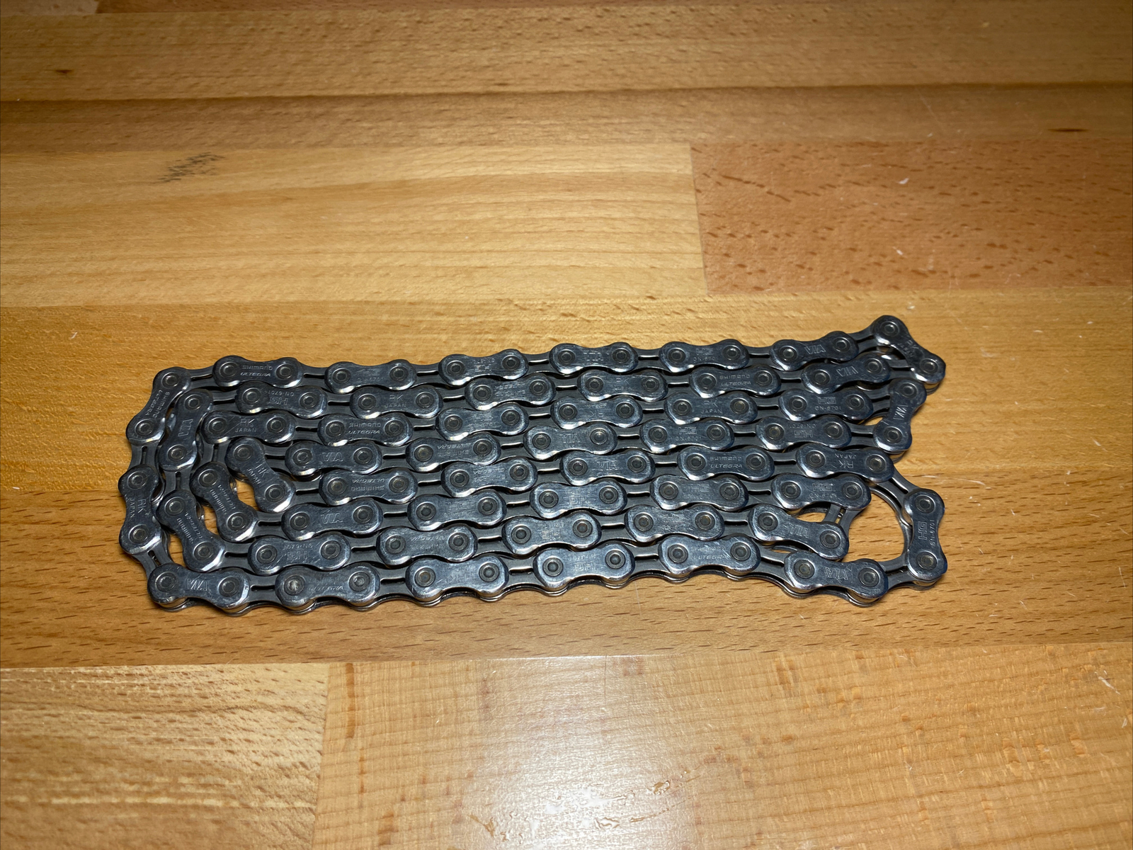 Shimano 105 CS-5700 10 Speed 11-28T Cassette, Ultegra CN-6701 Chain