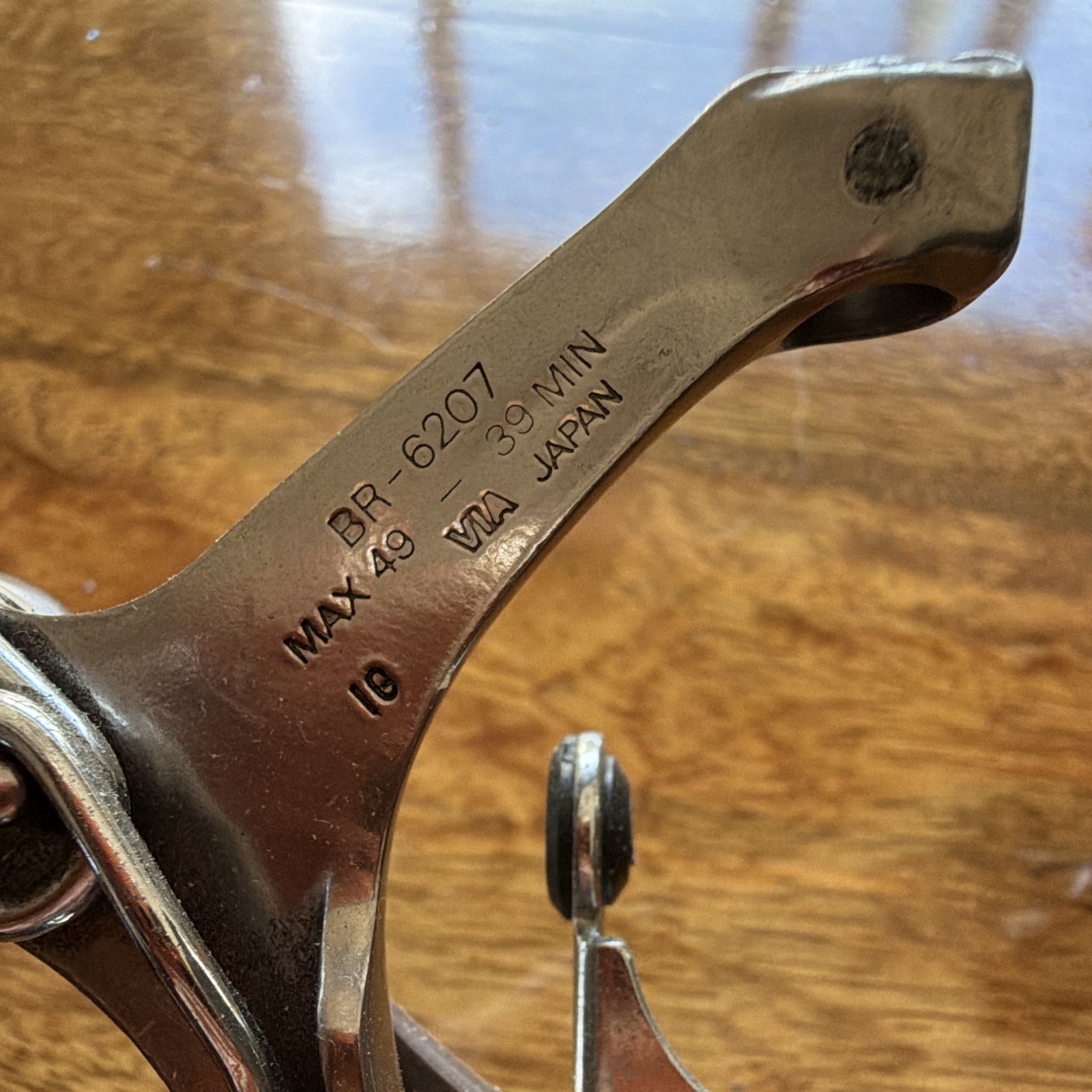 Vintage Shimano 600 BR-6207 Caliper Brake set. Great condition. Pair.